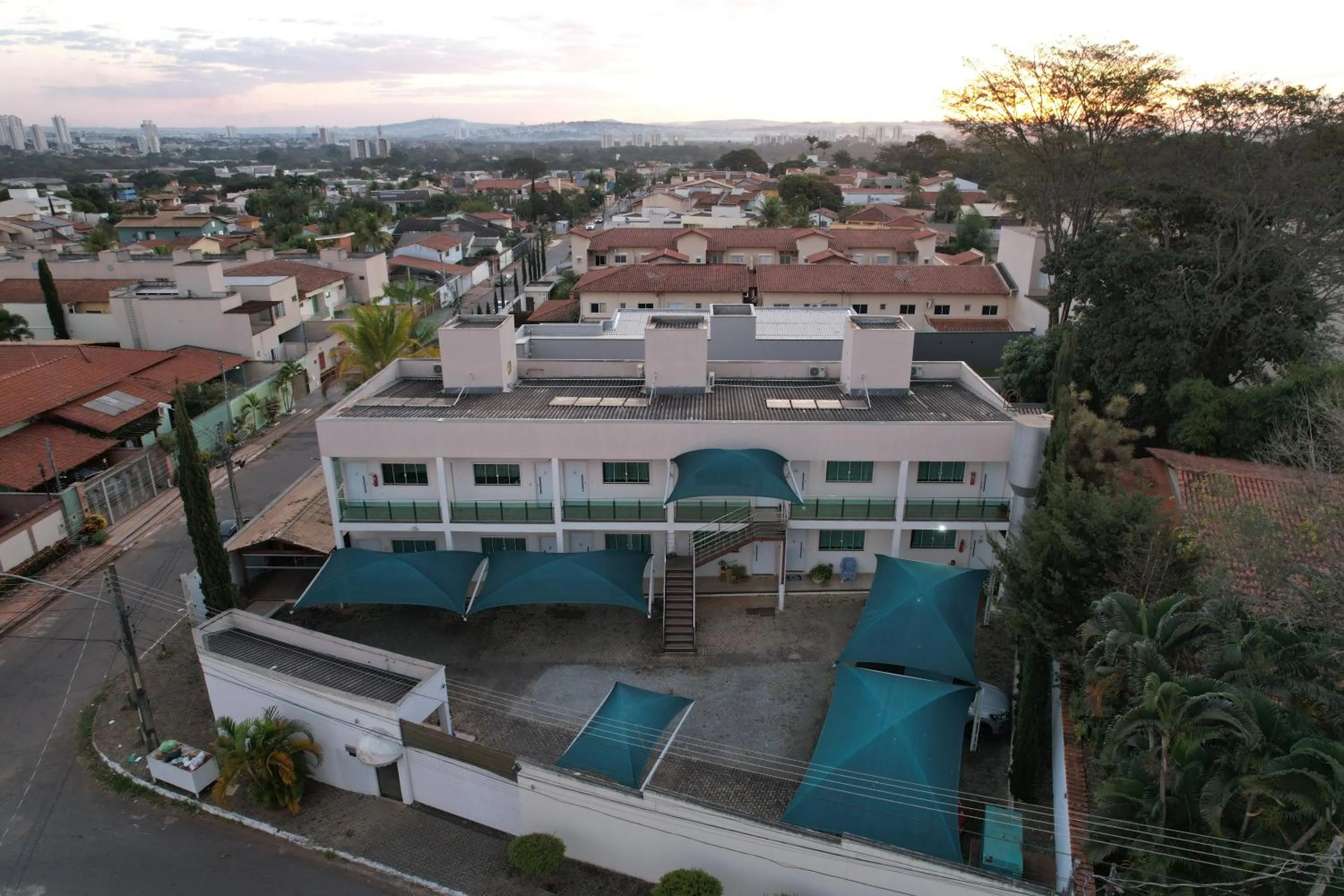 Suites Sta Genoveva