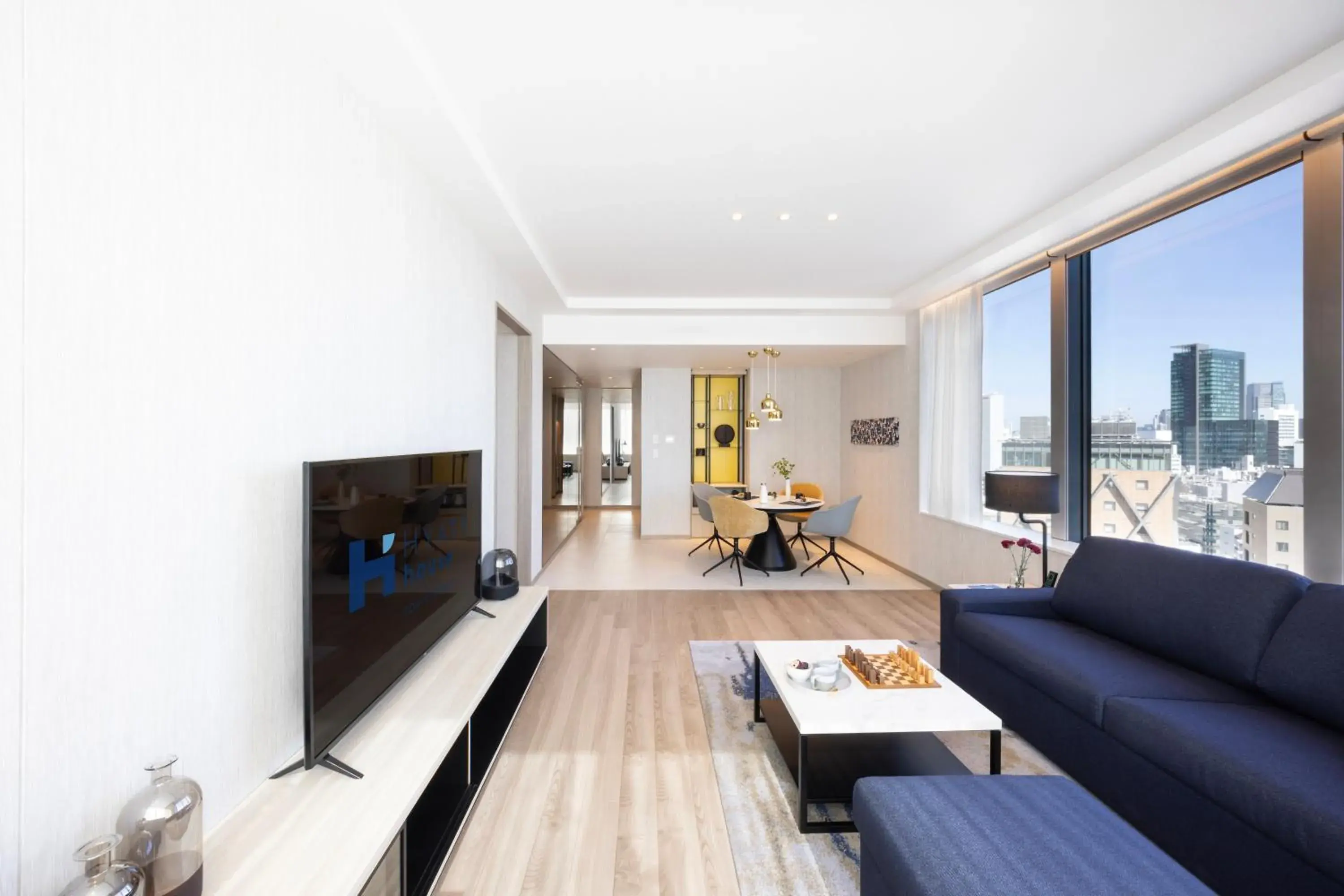 Deluxe Twin Suite in Hyatt House Tokyo Shibuya Deluxe Twin Suite in Hyatt House Tokyo Shibuya