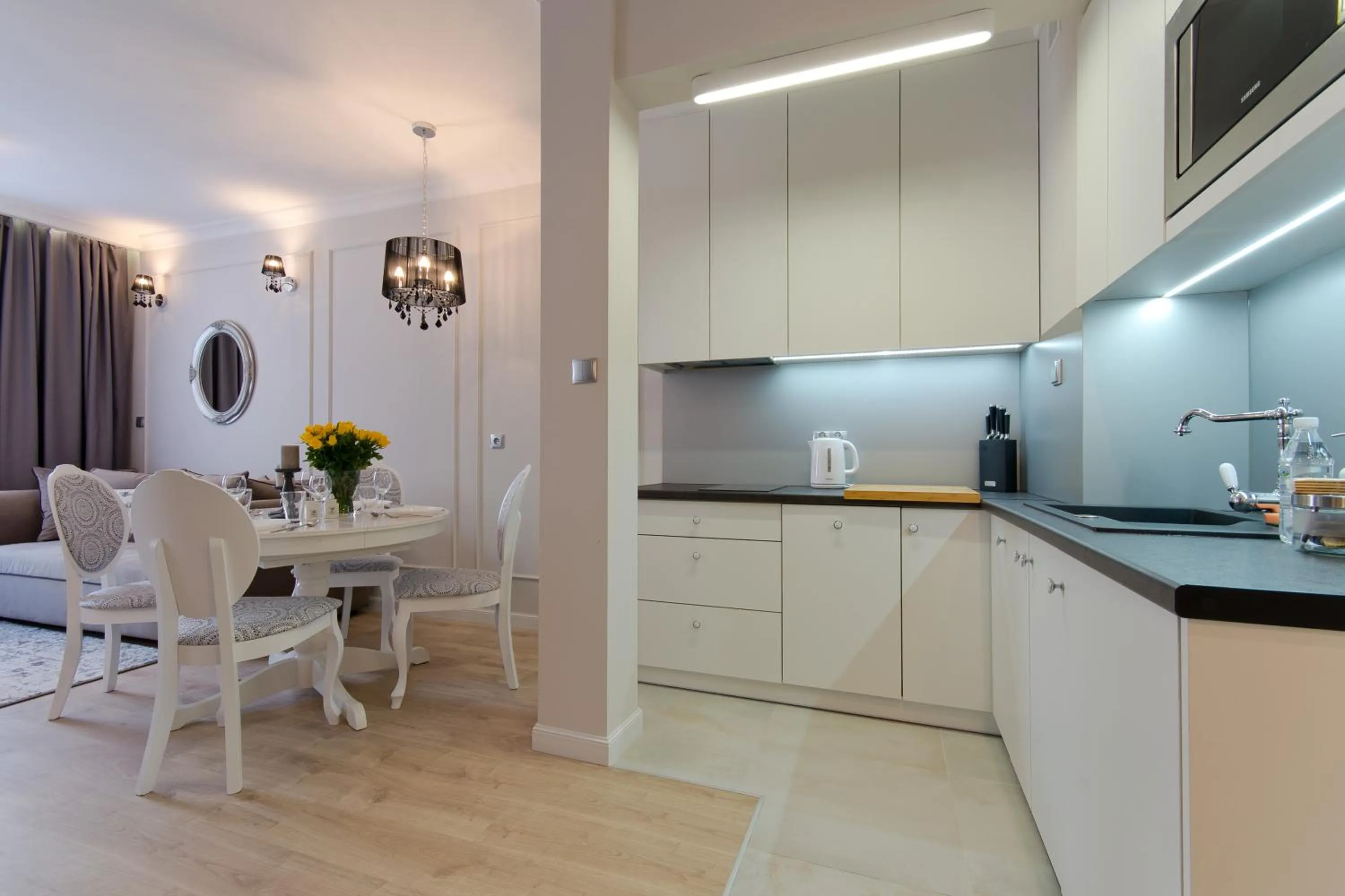 Kitchen or kitchenette in Apartamenty Gdańsk EU - Sopot Apartamenty