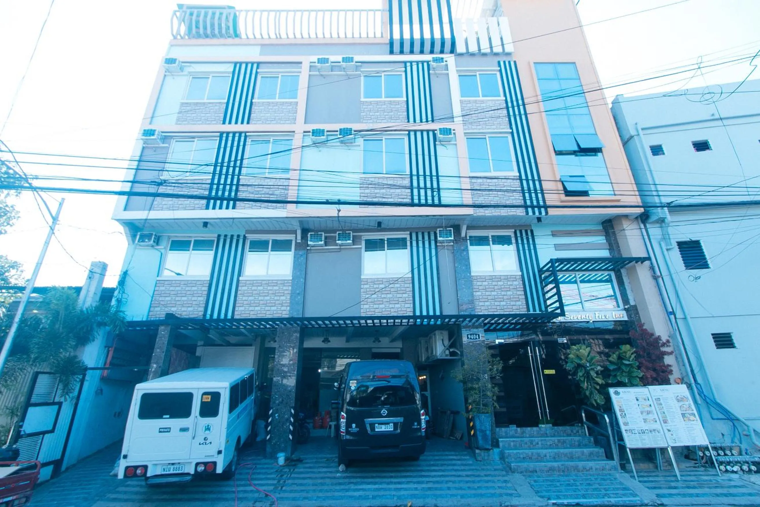 Property building in RedDoorz Plus at Seventy Five Inn Near Manila Airport