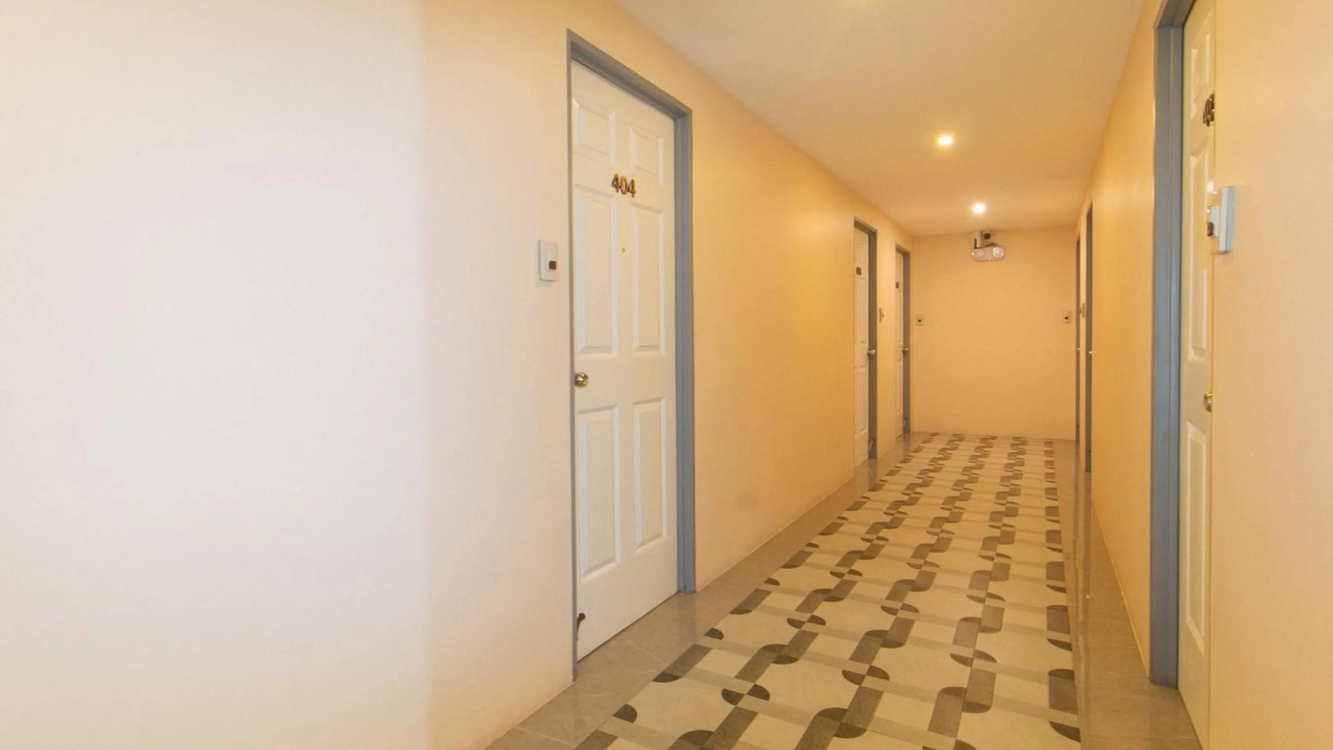 Property building in RedDoorz Plus at Seventy Five Inn Near Manila Airport