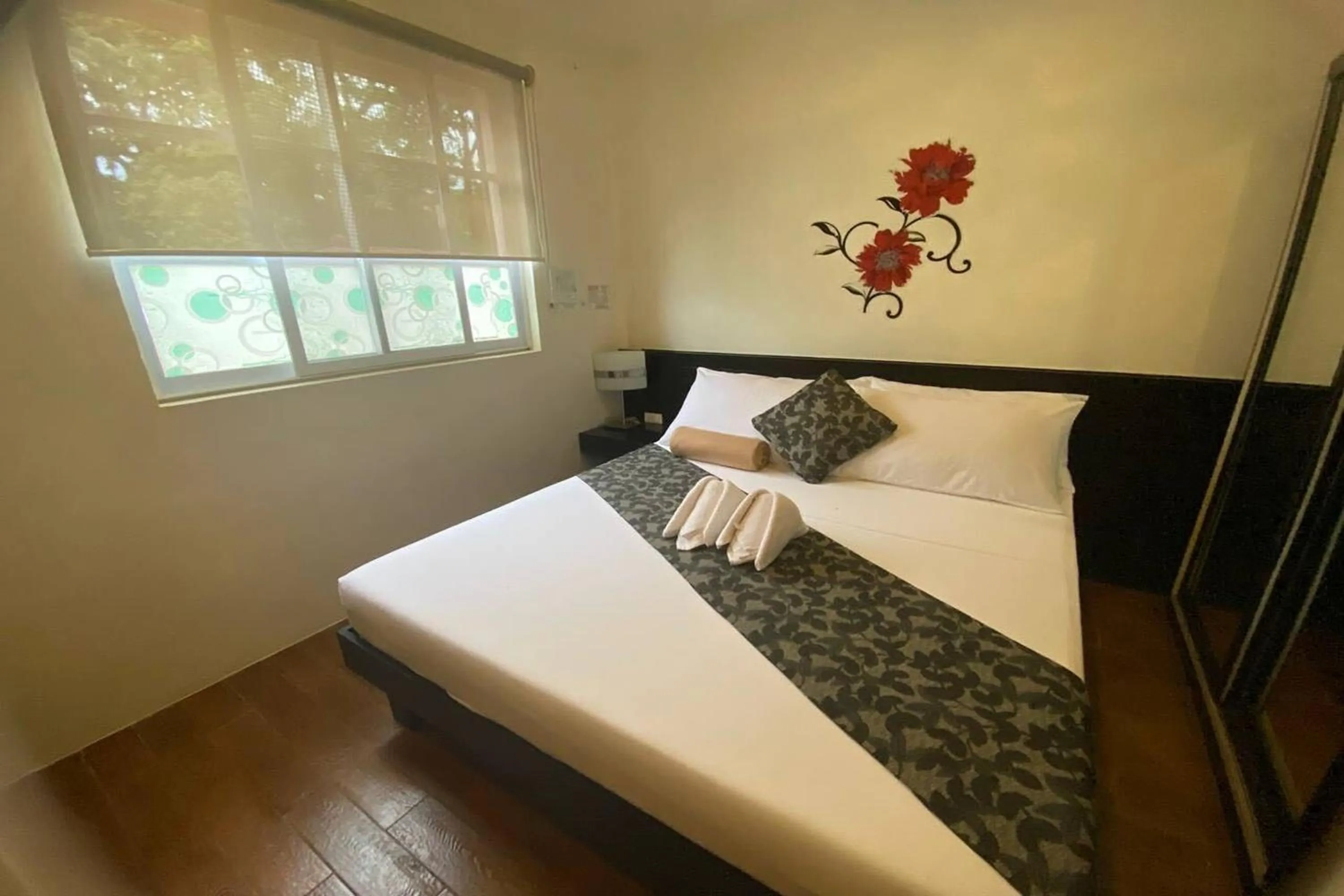 Bed in Micasa Lodge Palawan