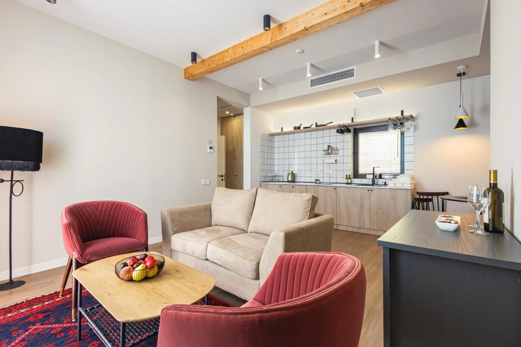 Kitchen or kitchenette in Apart Hotel Kundzuli