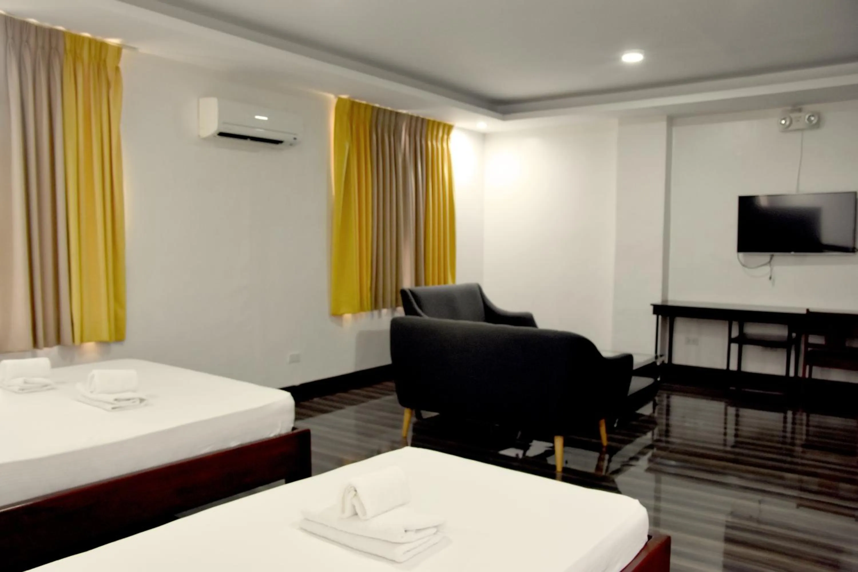 Photo of the whole room, Bed in Isla De Oro Hotel