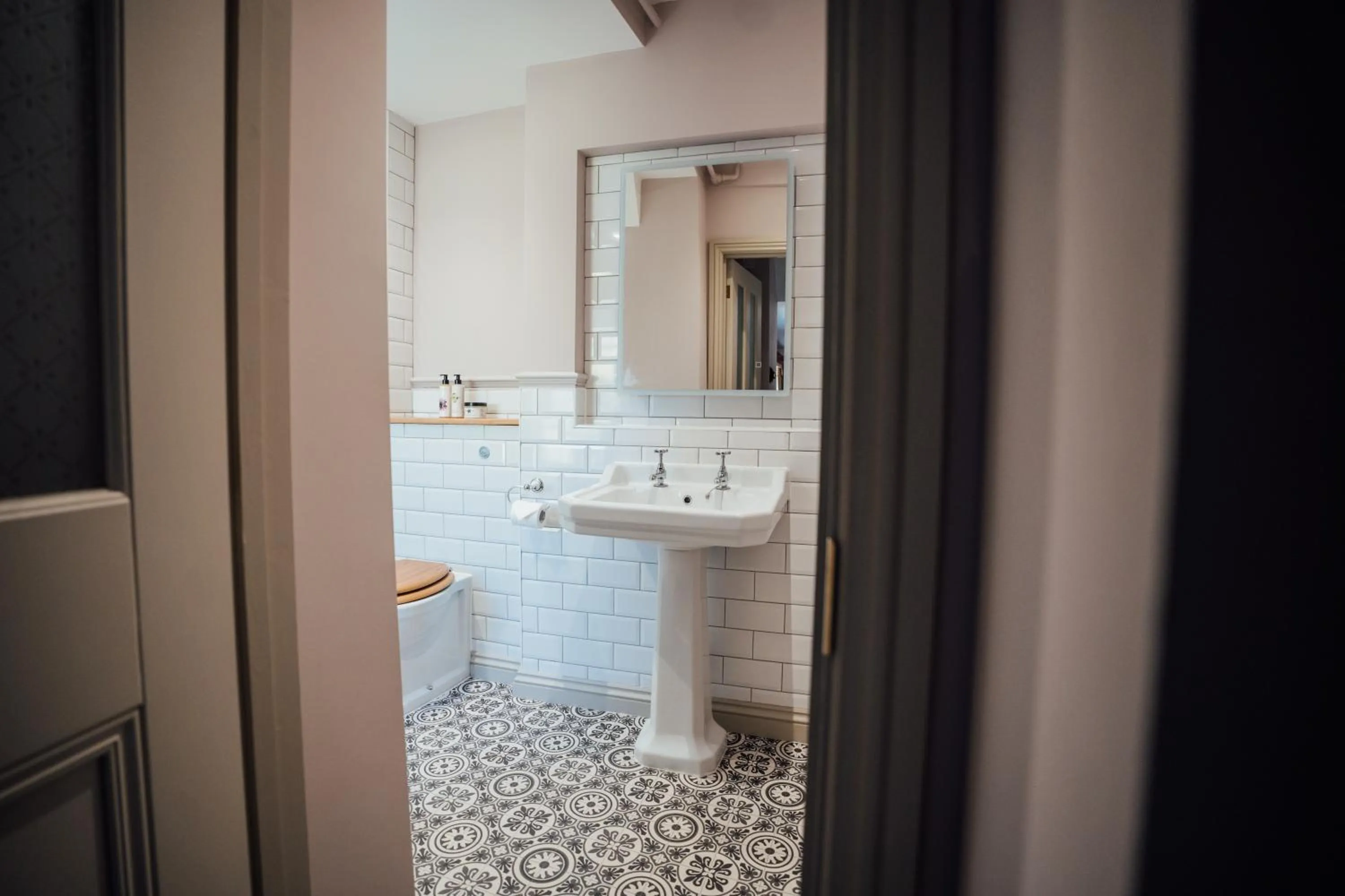 Bathroom in The Farthings Somerset