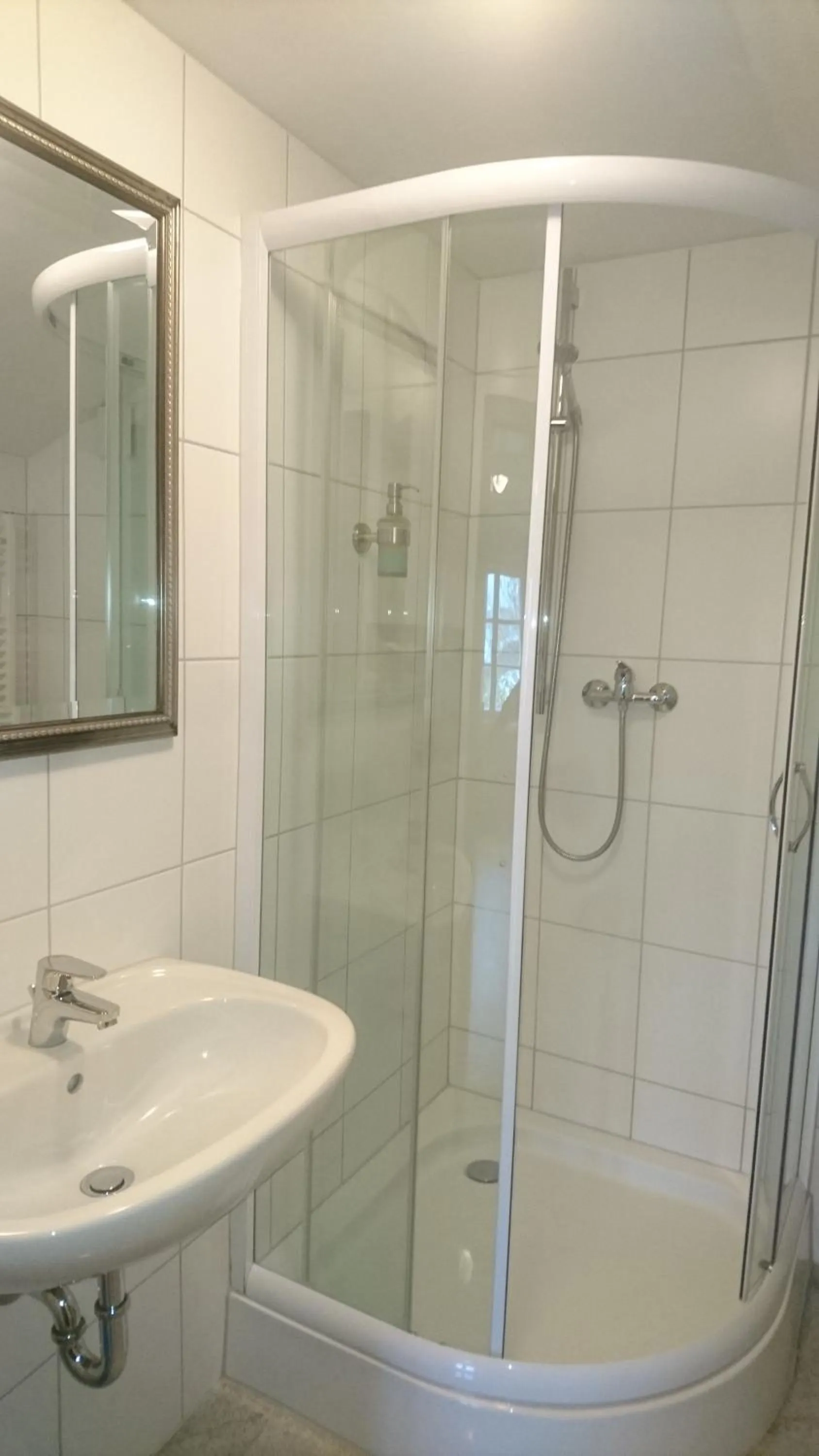 Bathroom in Hotel Garni Forsthaus Ruhpolding