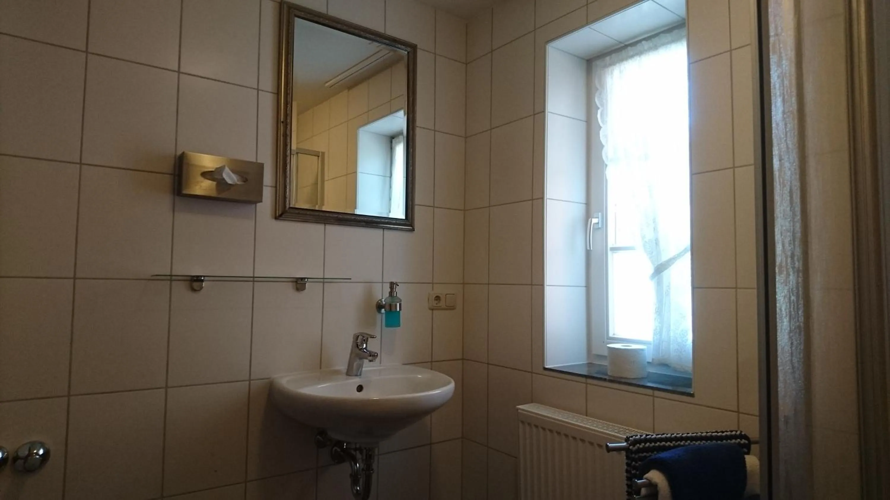 Bathroom in Hotel Garni Forsthaus Ruhpolding