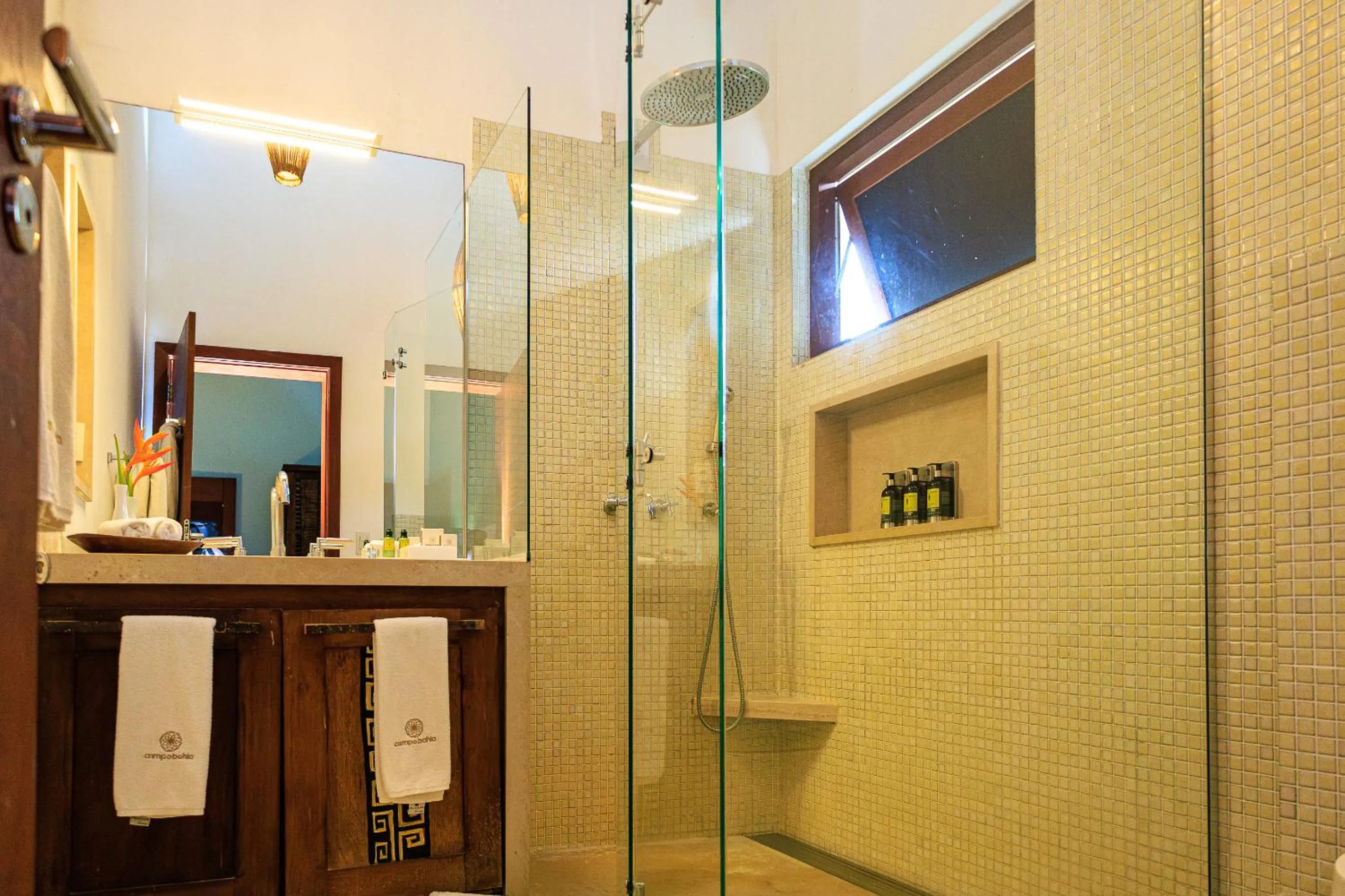 Shower in Campo Bahia Hotel Villas Spa