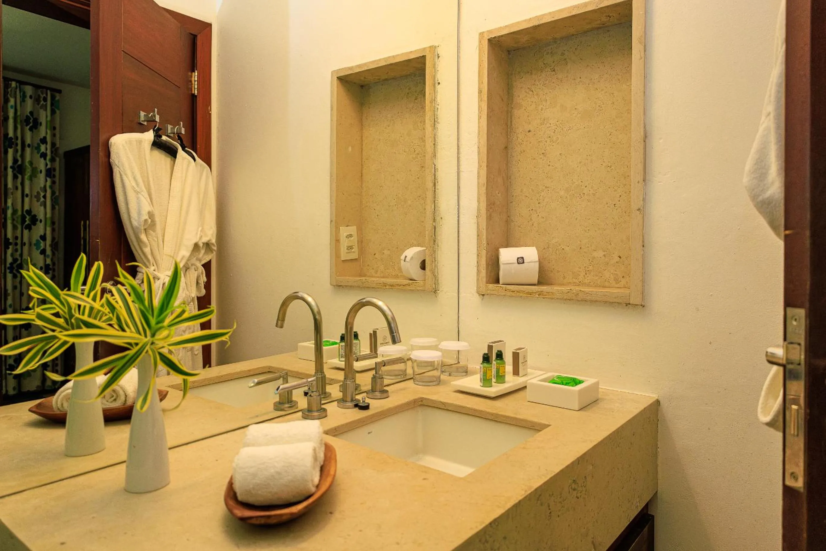 Bathroom in Campo Bahia Hotel Villas Spa