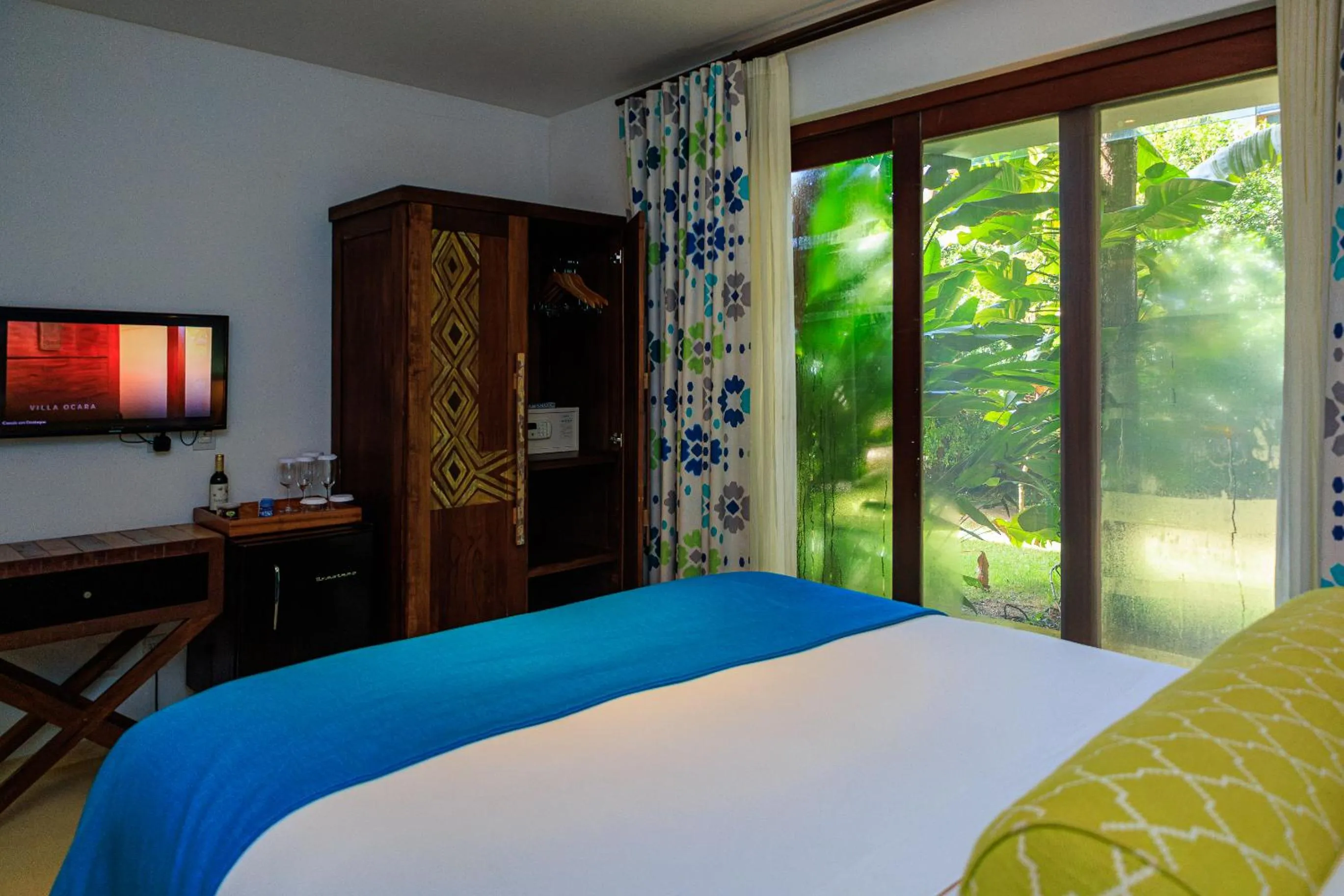 Photo of the whole room, Bed in Campo Bahia Hotel Villas Spa
