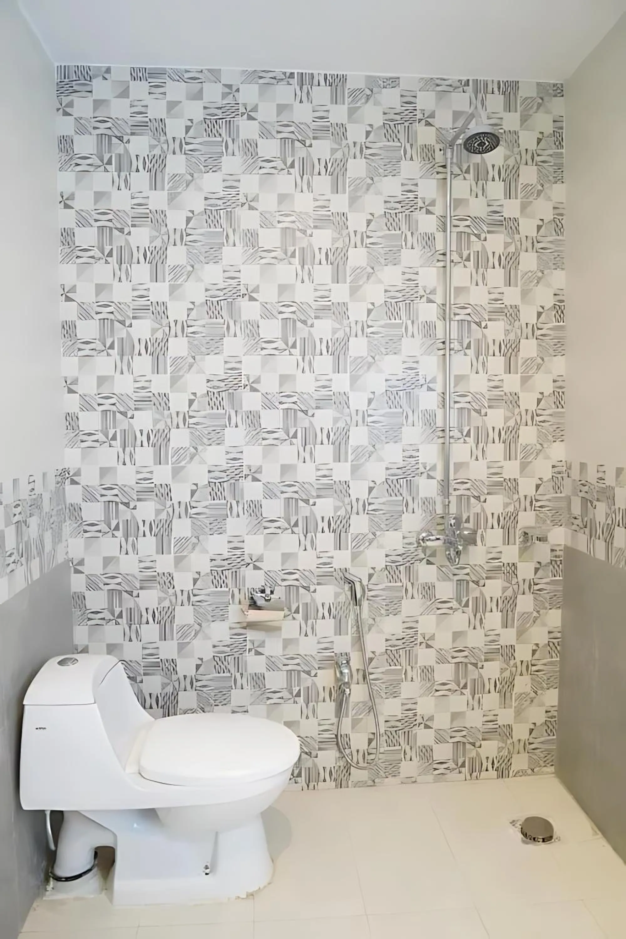 Bathroom in Nuva Hotel