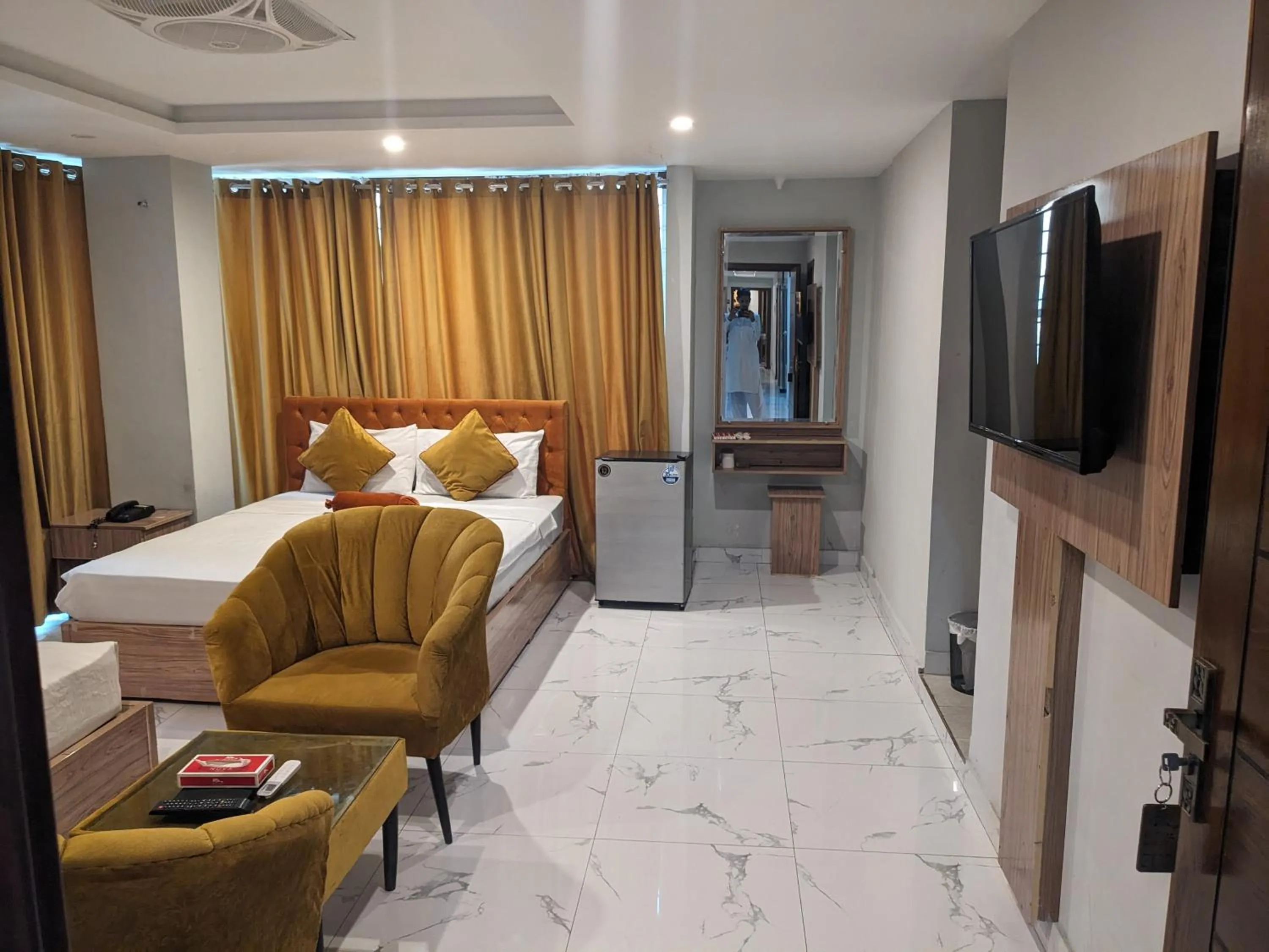 Bedroom, Bed in Nuva Hotel