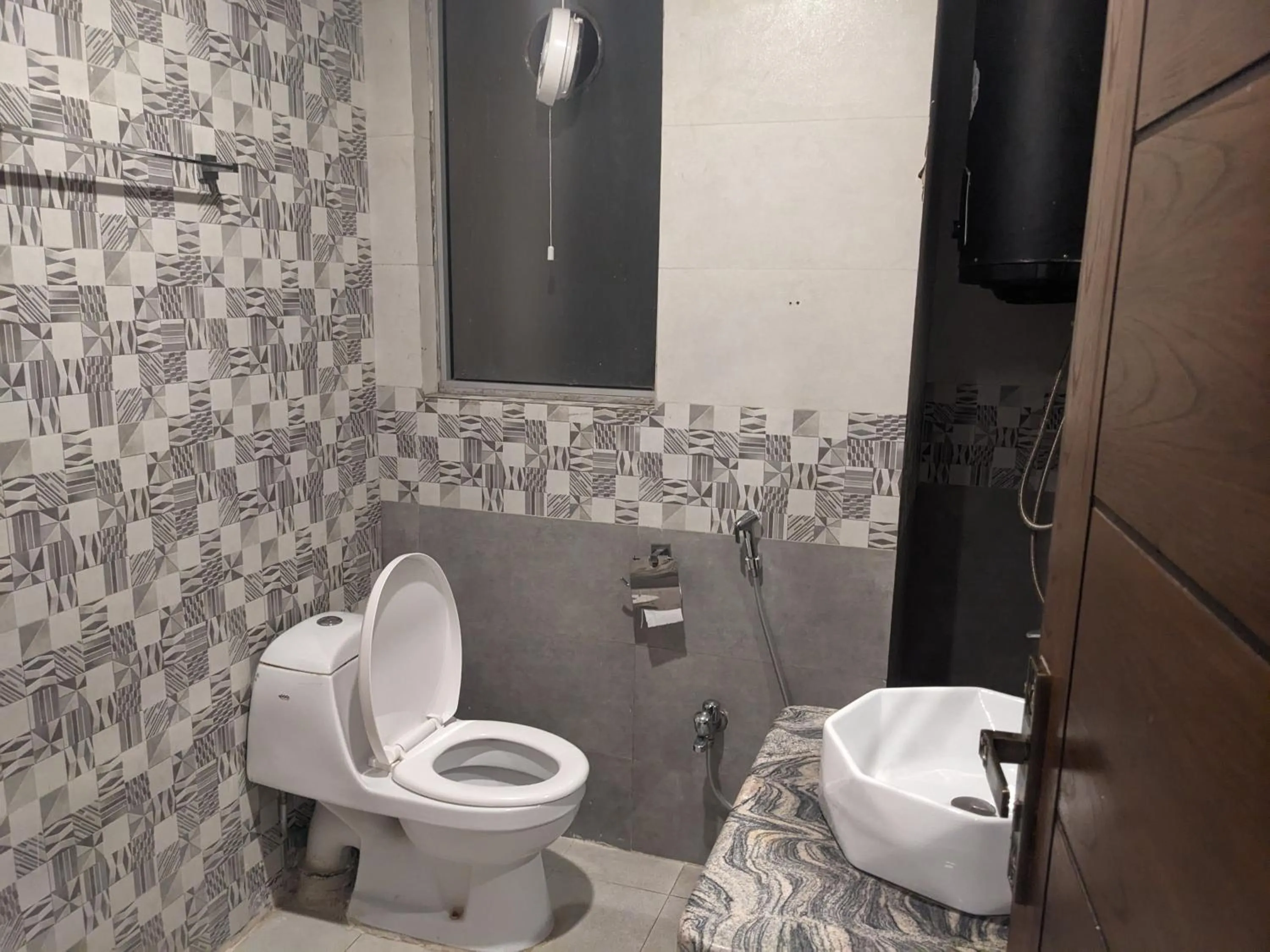 Bathroom in Nuva Hotel