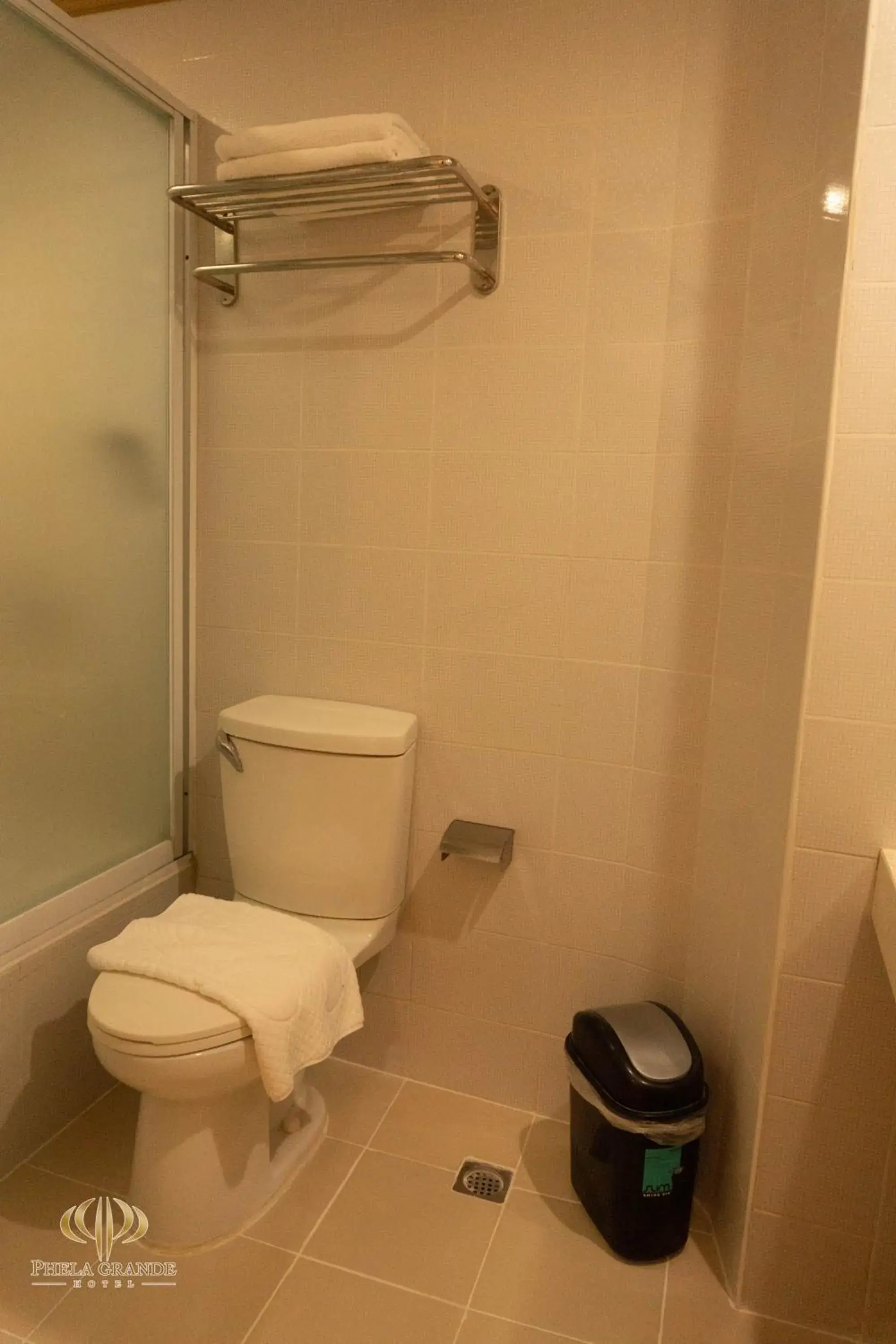 PHELA GRANDE HOTEL PHELA GRANDE HOTEL