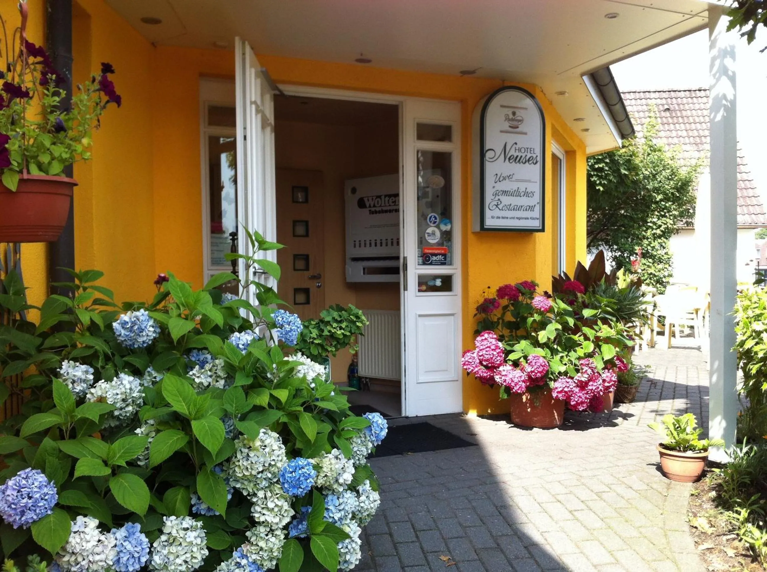 Facade/entrance in Hotel Neuses