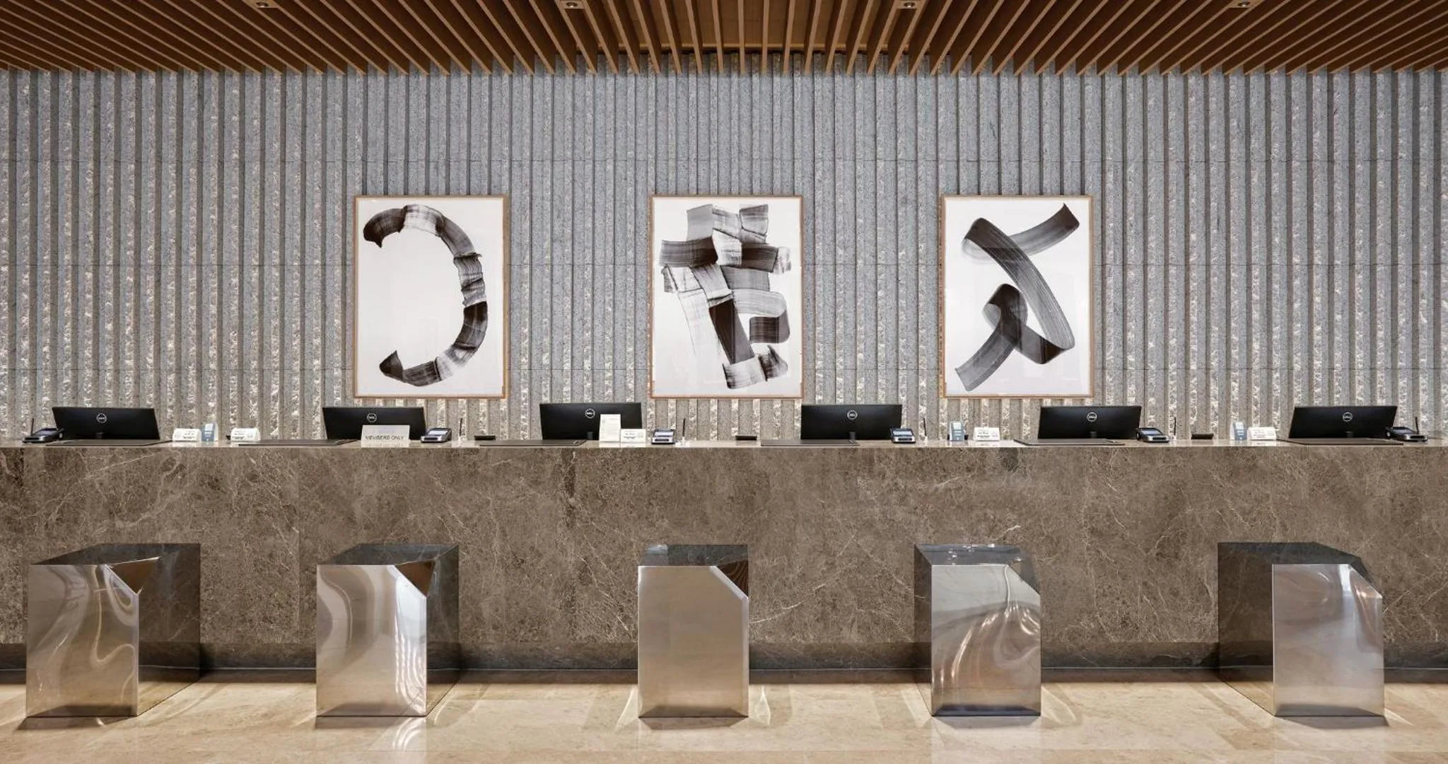 Lobby or reception in Wyndham Grand Busan