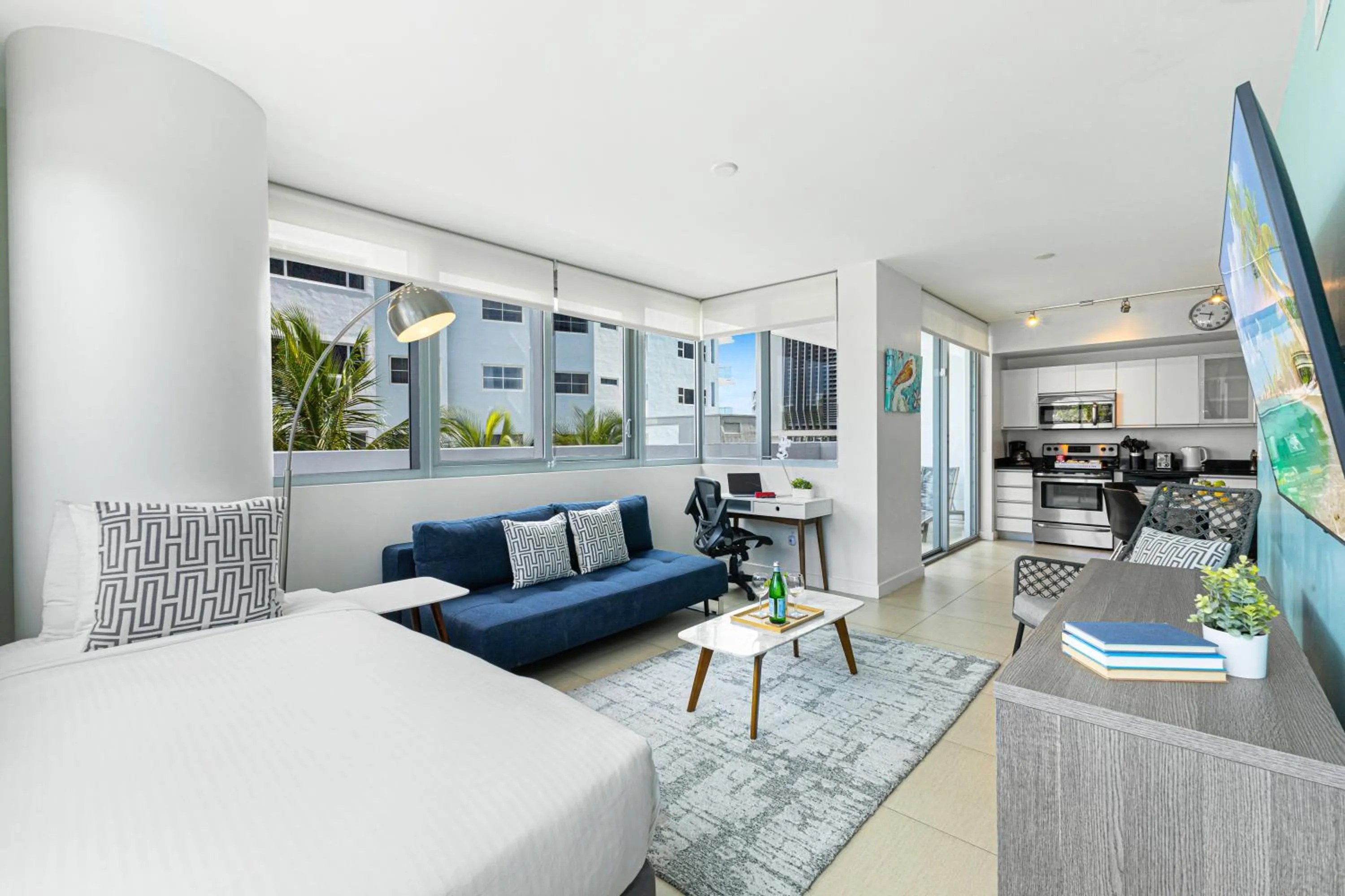 Bed in Dharma Home Suites Miami Beach at Monte Carlo