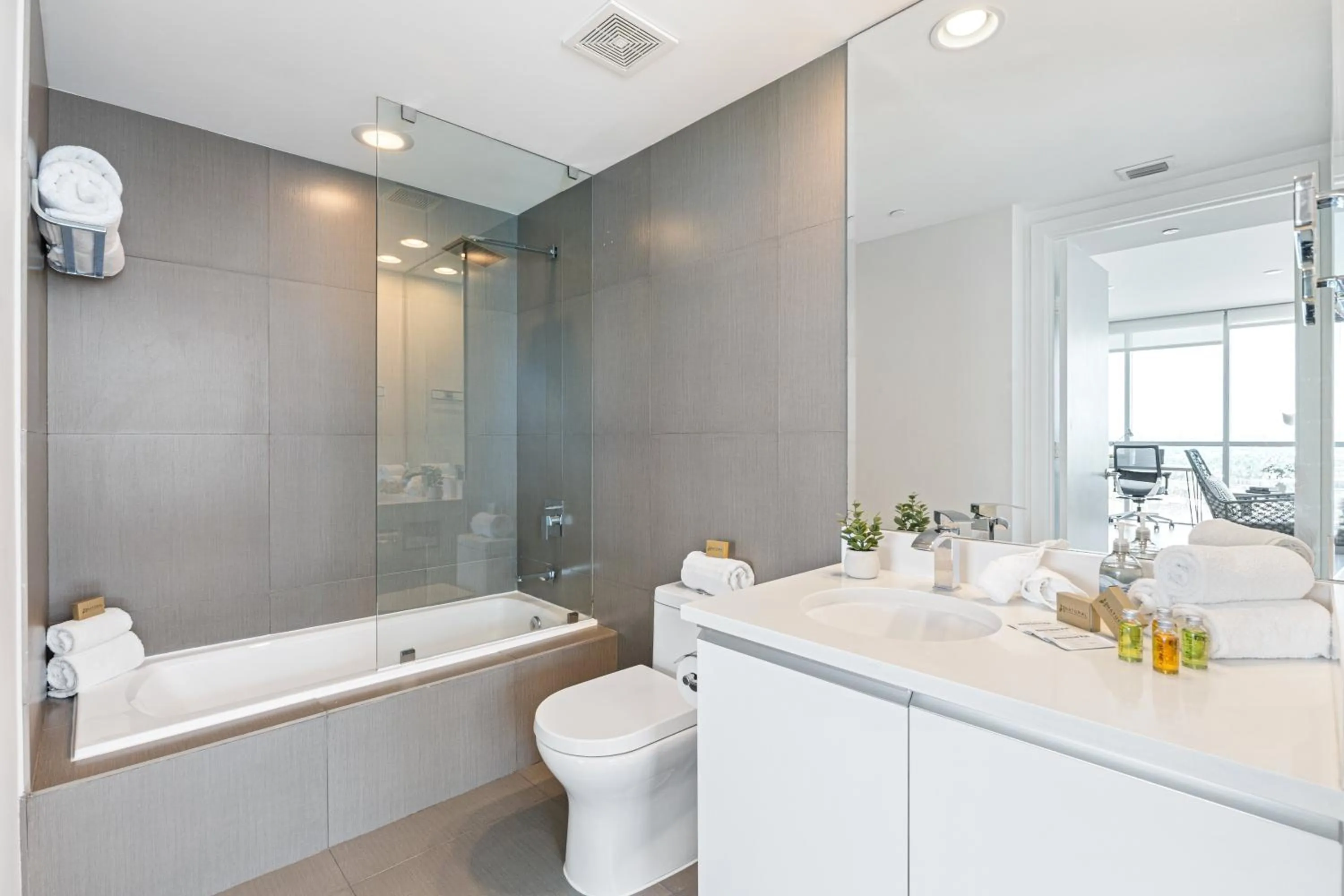 Bathroom in Dharma Home Suites Miami Beach at Monte Carlo