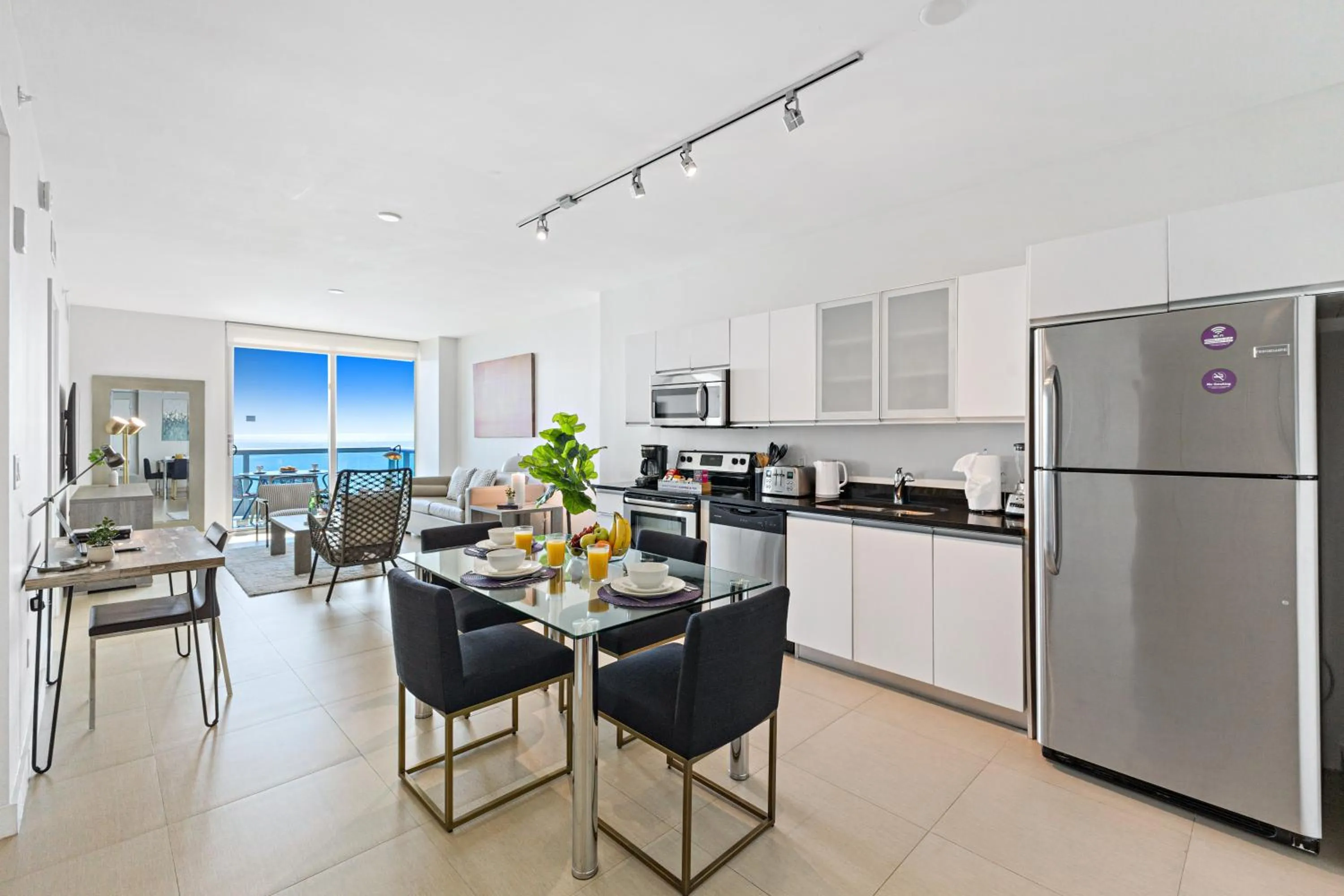 Kitchen or kitchenette in Dharma Home Suites Miami Beach at Monte Carlo