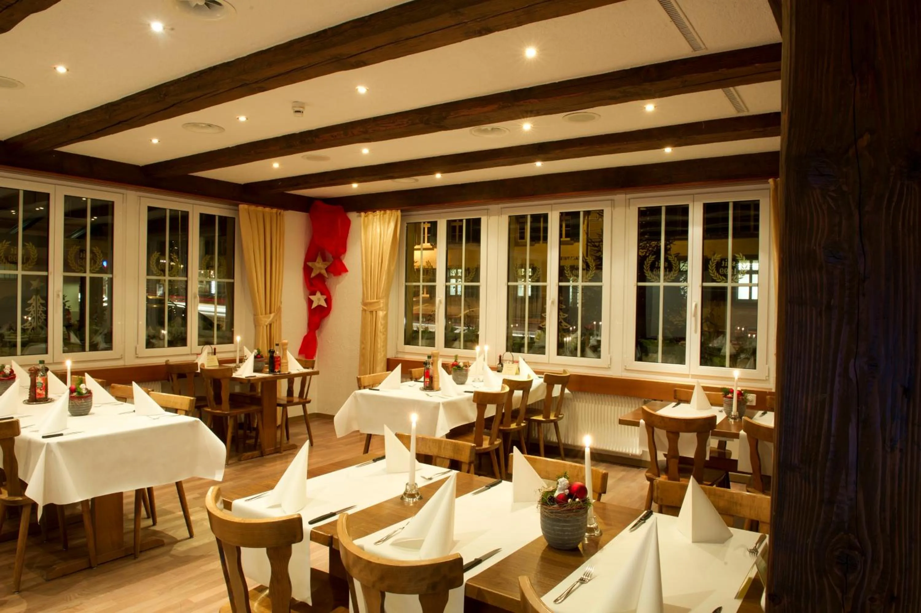 Restaurant/places to eat in Gasthof zum Wilden Mann