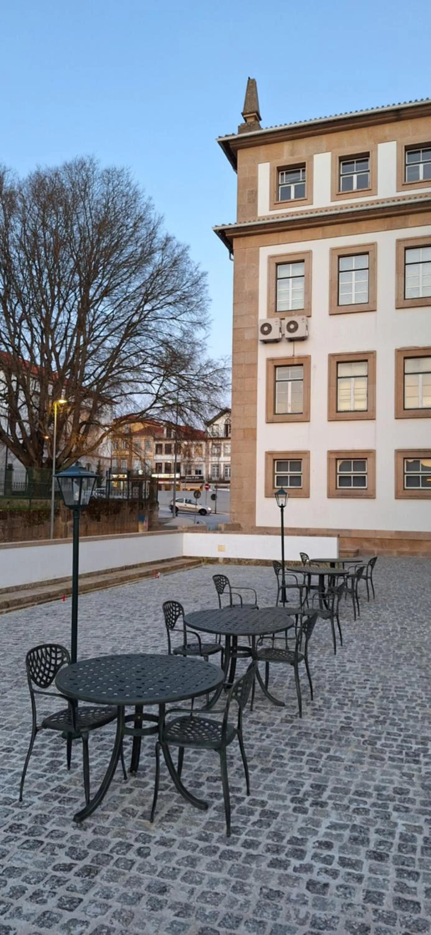 Property building in Casa dos Correios