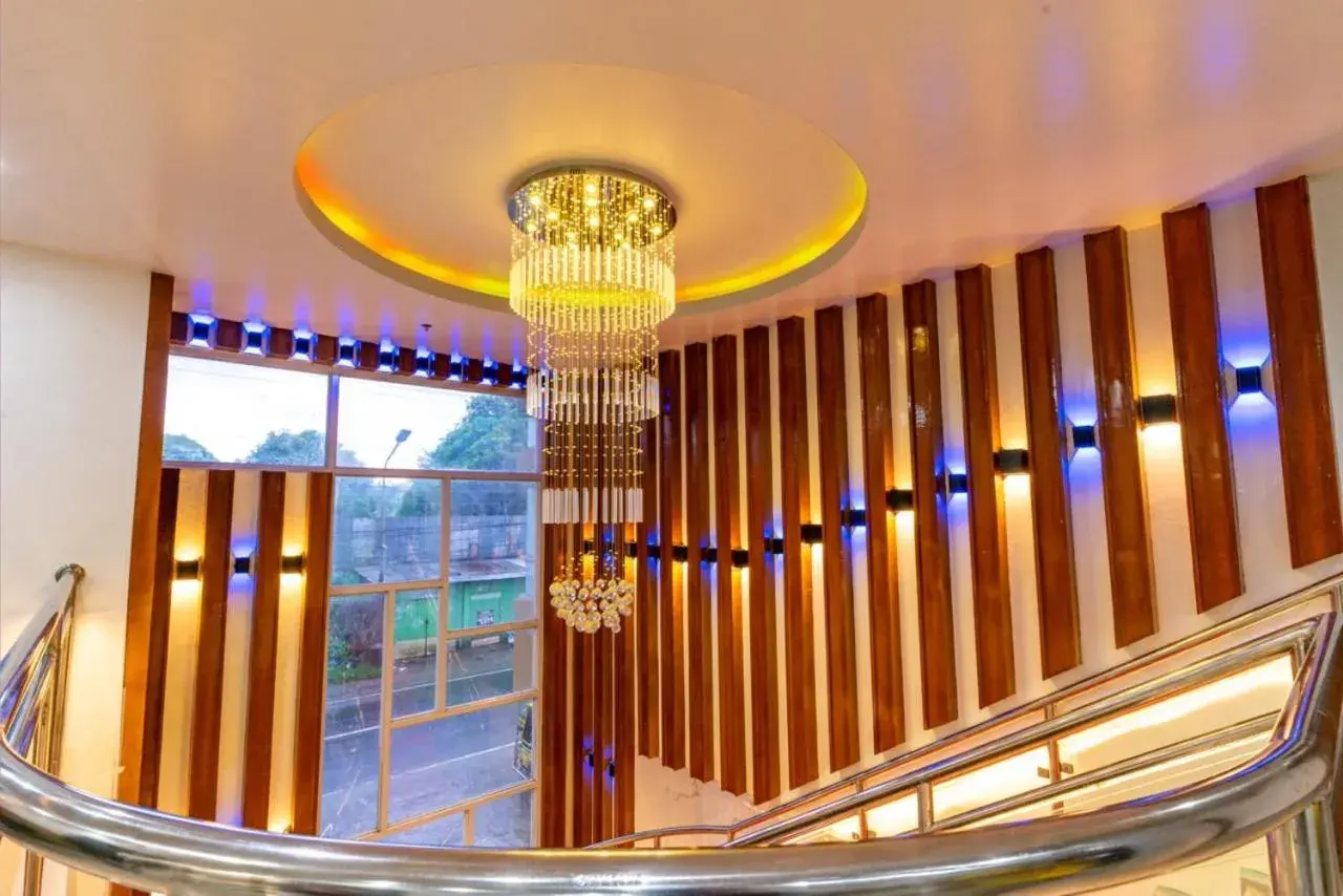 Facade/entrance in Grand Mercy Hotel Facade/entrance in Grand Mercy Hotel