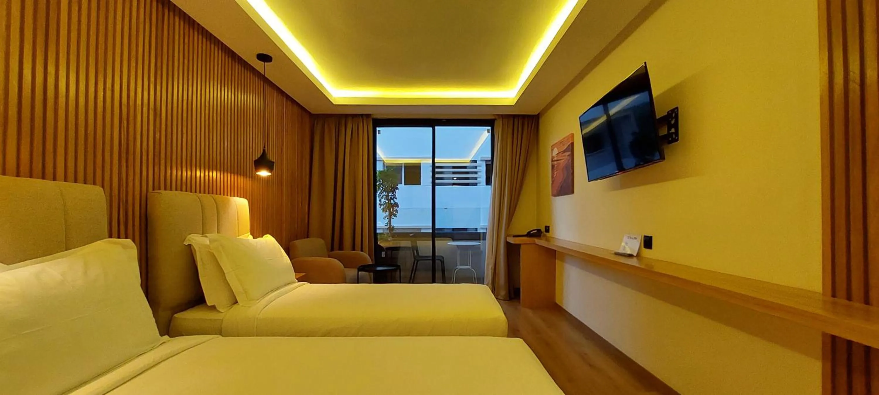 Communal lounge/ TV room in Unico Hotel & Spa Casablanca