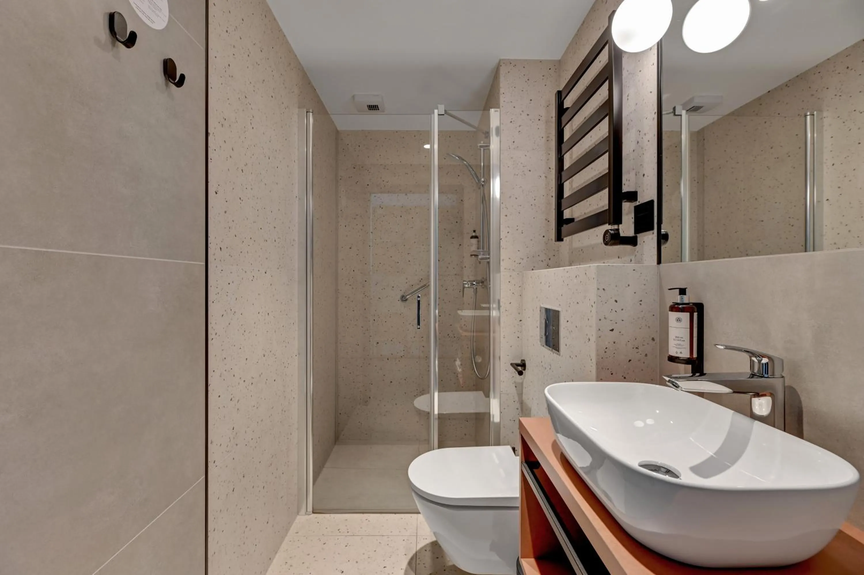 Shower in Hotel Milo Gdansk Airport