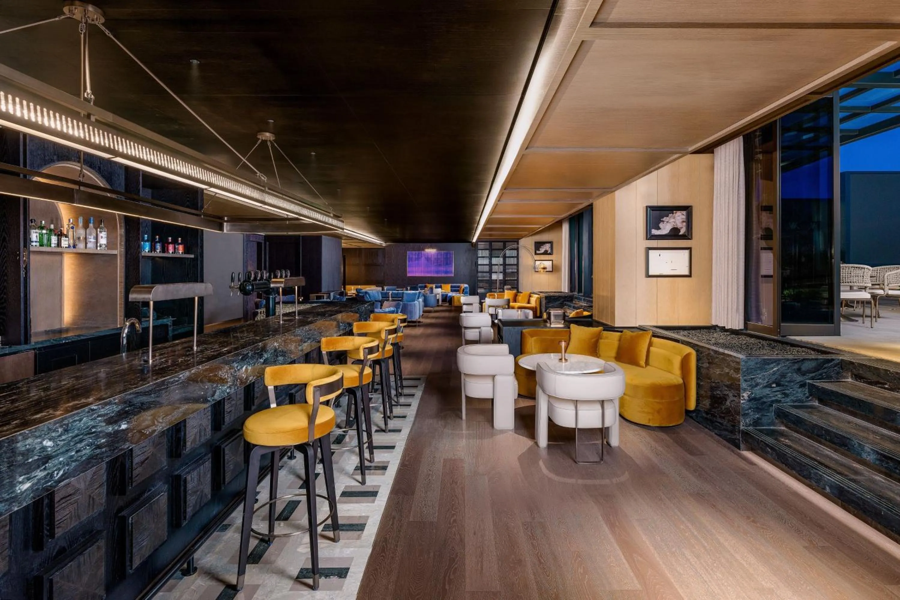 Lounge or bar in Shaoxing Marriott Hotel Shangyu