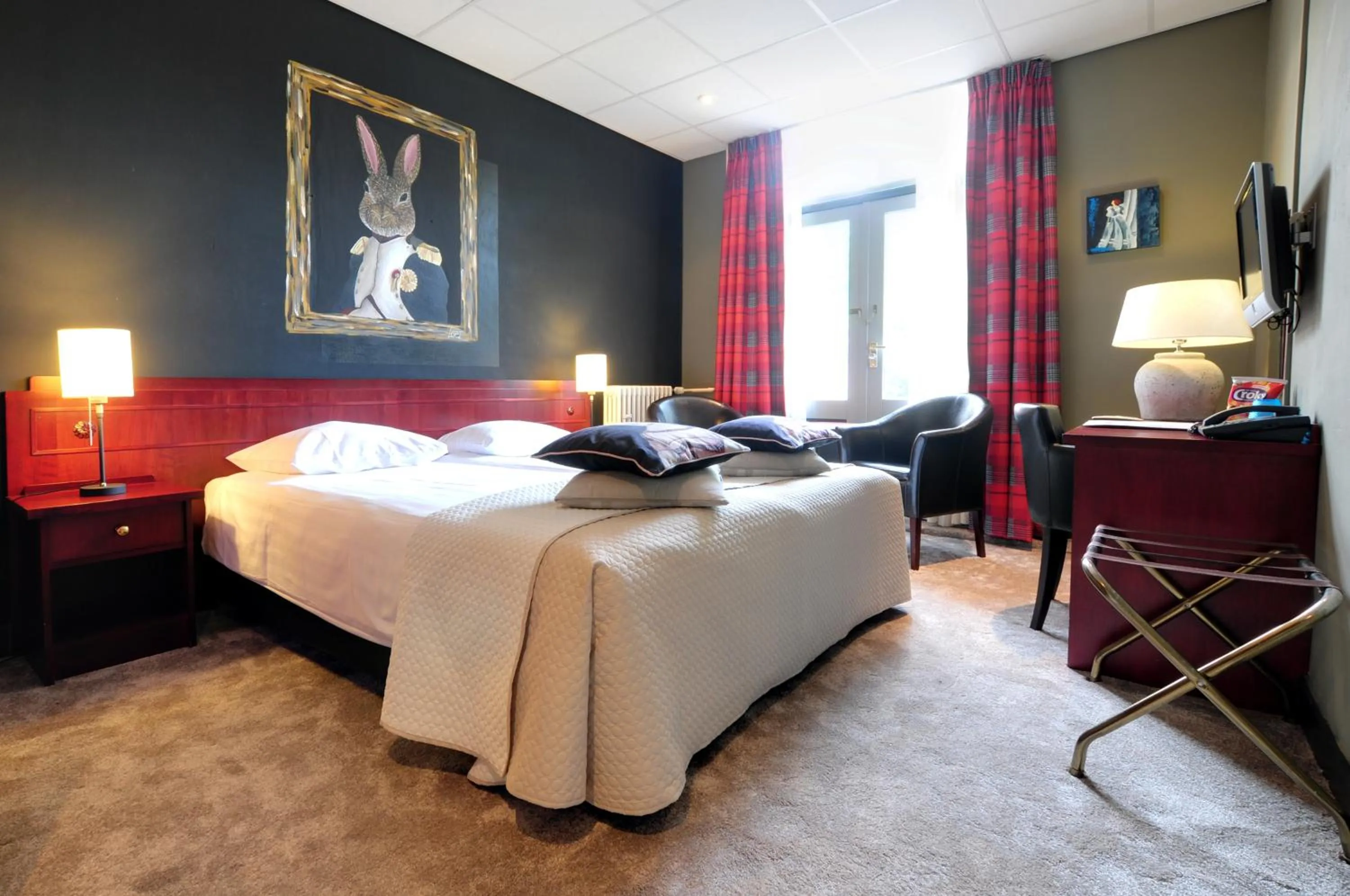 Photo of the whole room, Bed in Boetiek Hotel BonAparte Lochem