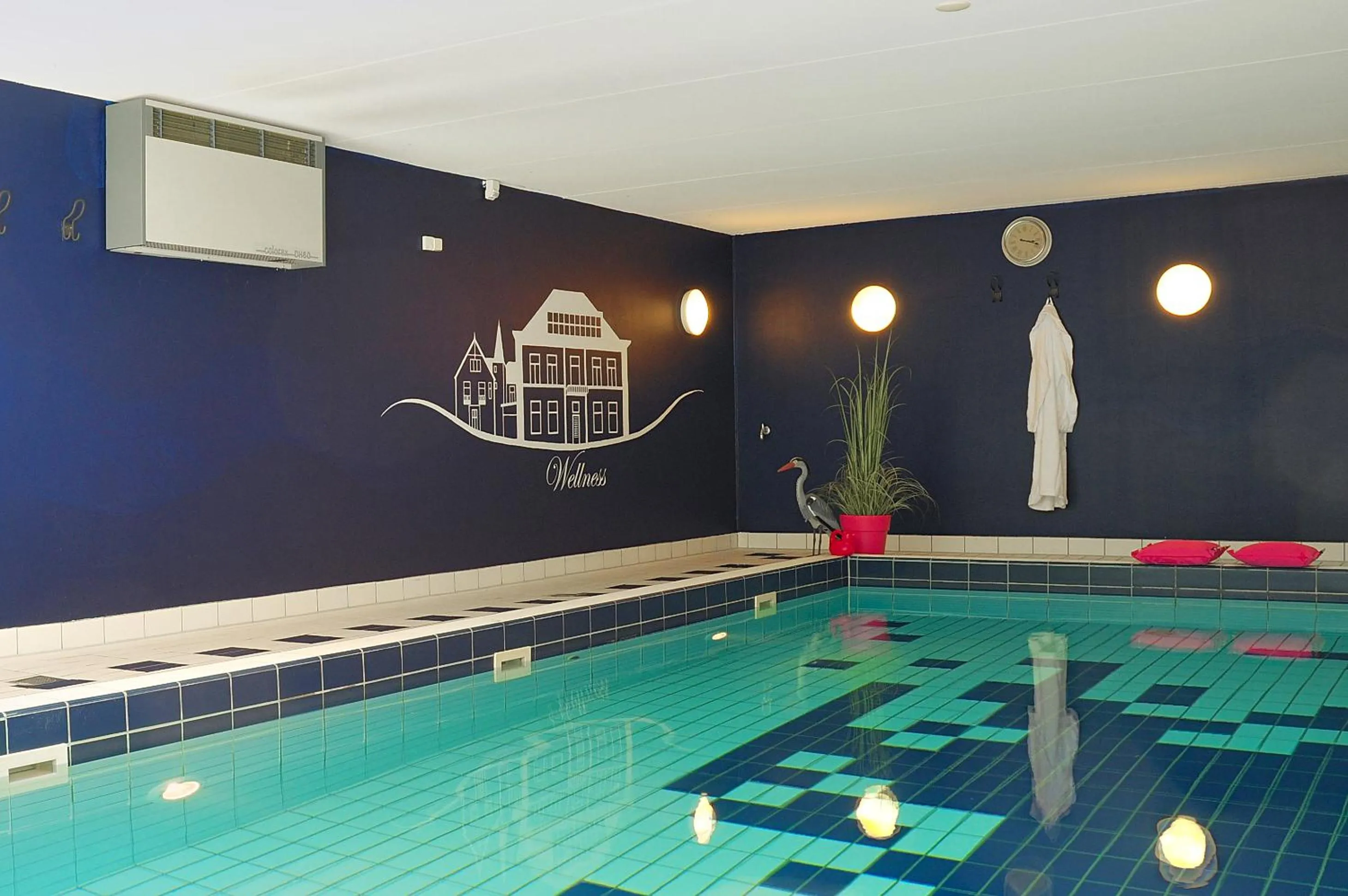 Swimming pool in Boetiek Hotel BonAparte Lochem