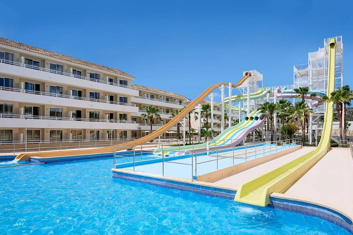 Aqua park in FERGUS Club Mallorca Waterpark