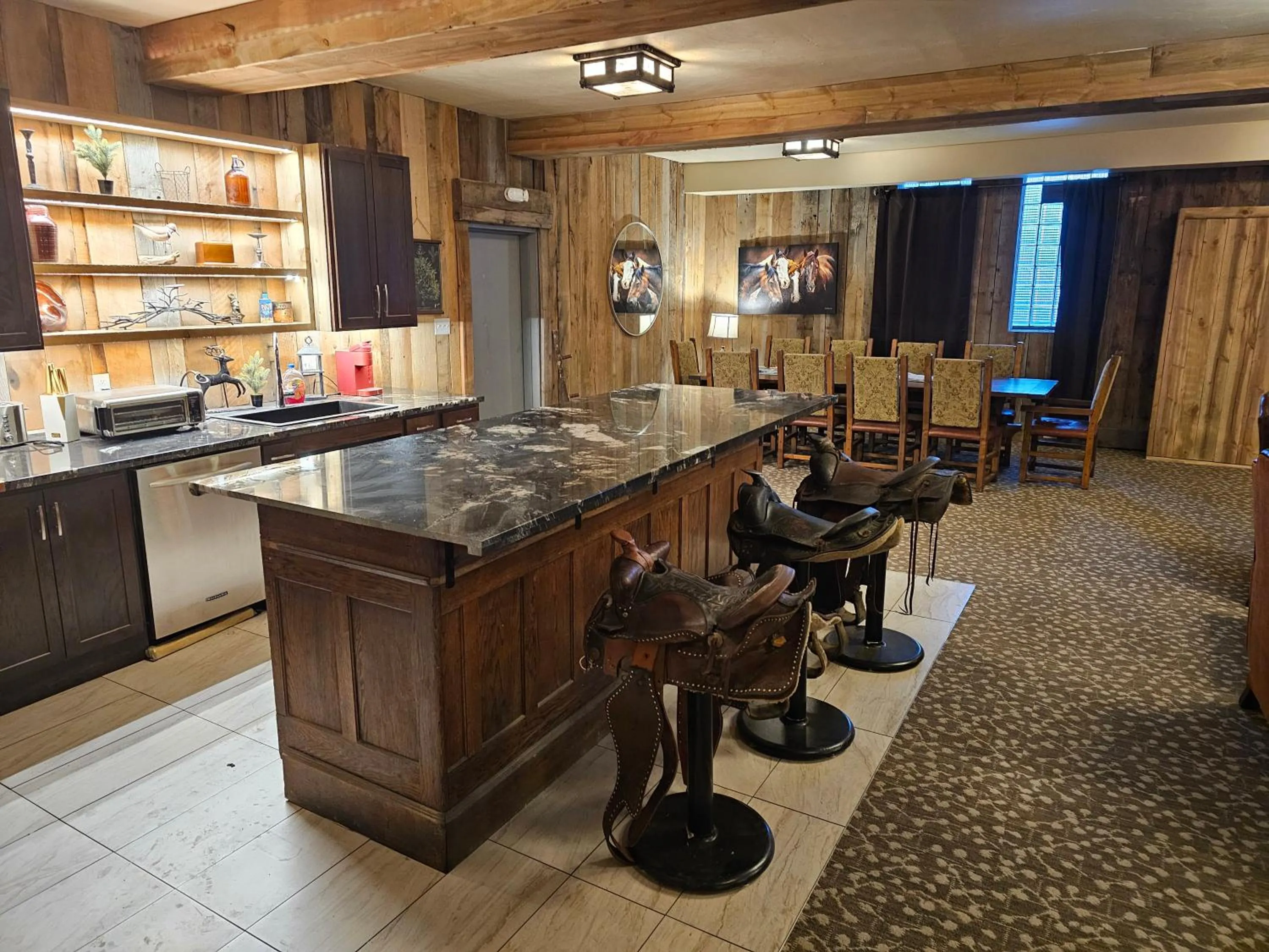 Dining area in Eaglescape Suites and Event Center