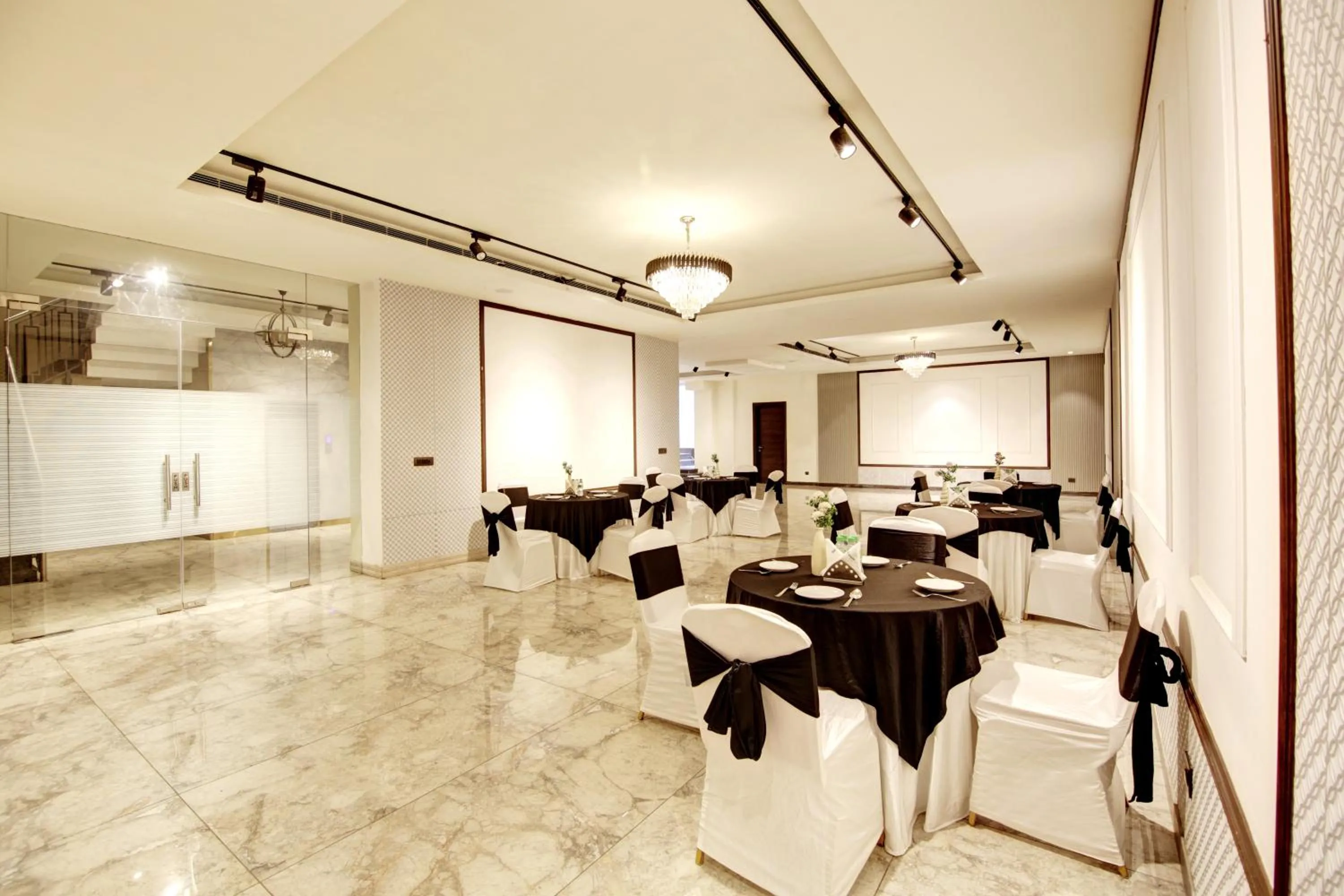 Restaurant/places to eat in Saltstayz Premier - Cyber Hub