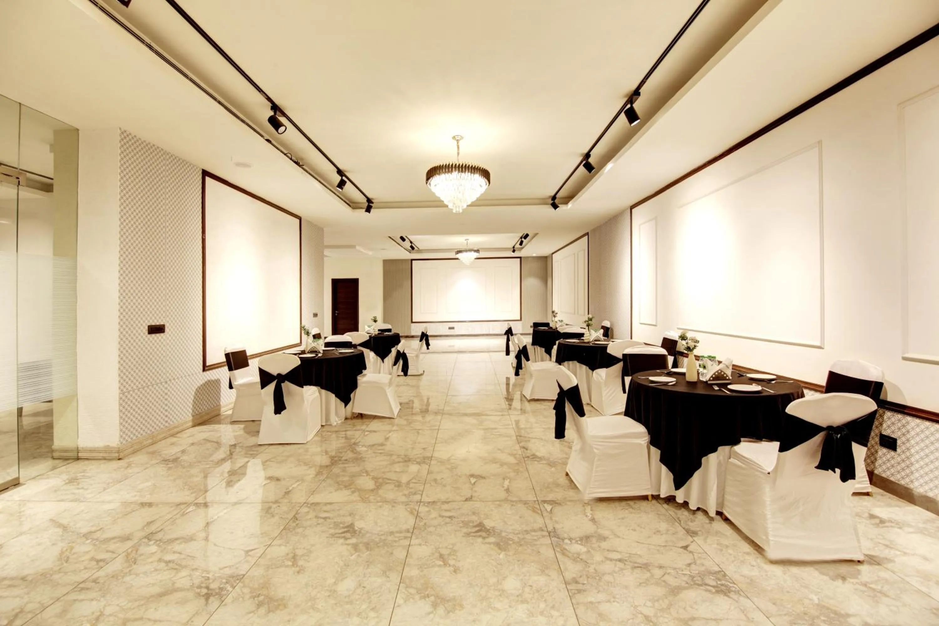 Restaurant/places to eat in Saltstayz Premier - Cyber Hub