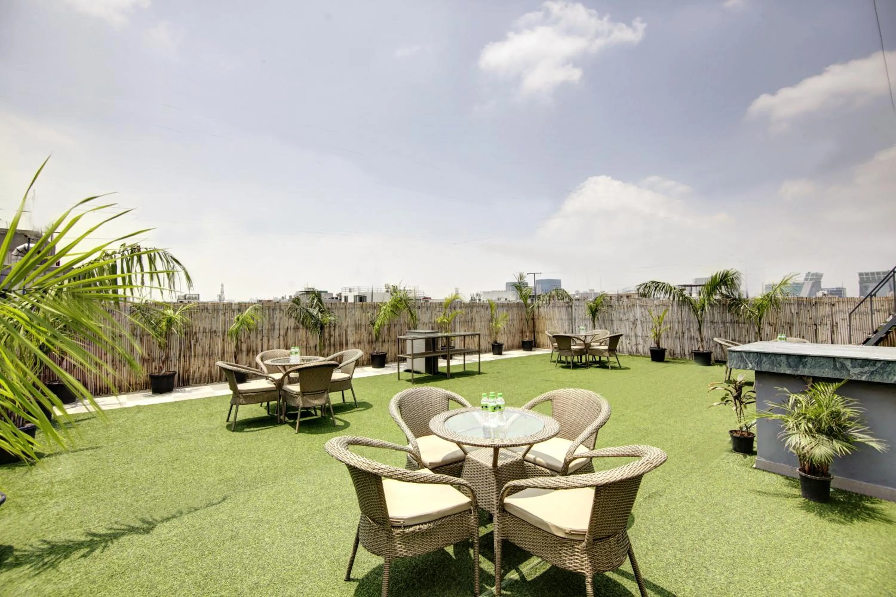 Restaurant/places to eat in Saltstayz Premier - Cyber Hub