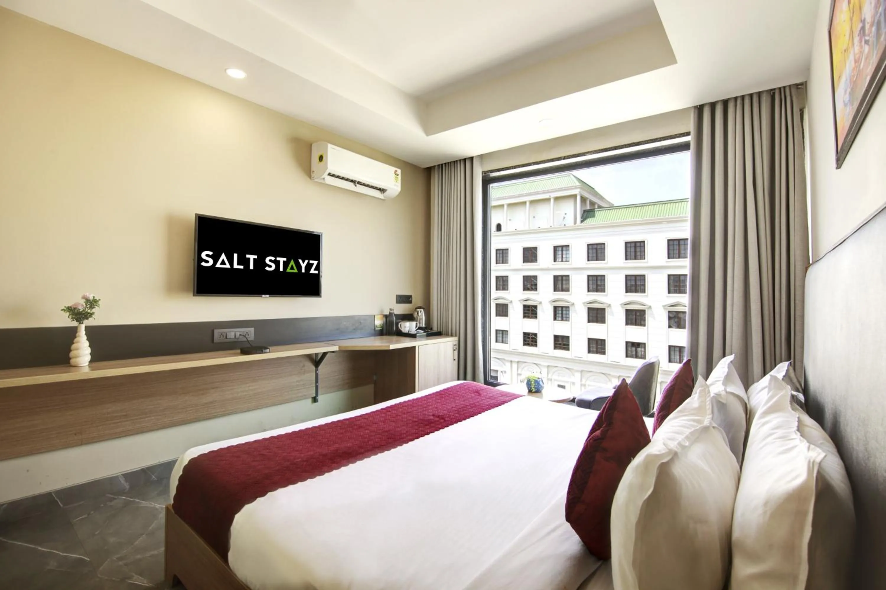 Bed in Saltstayz Premier - Cyber Hub