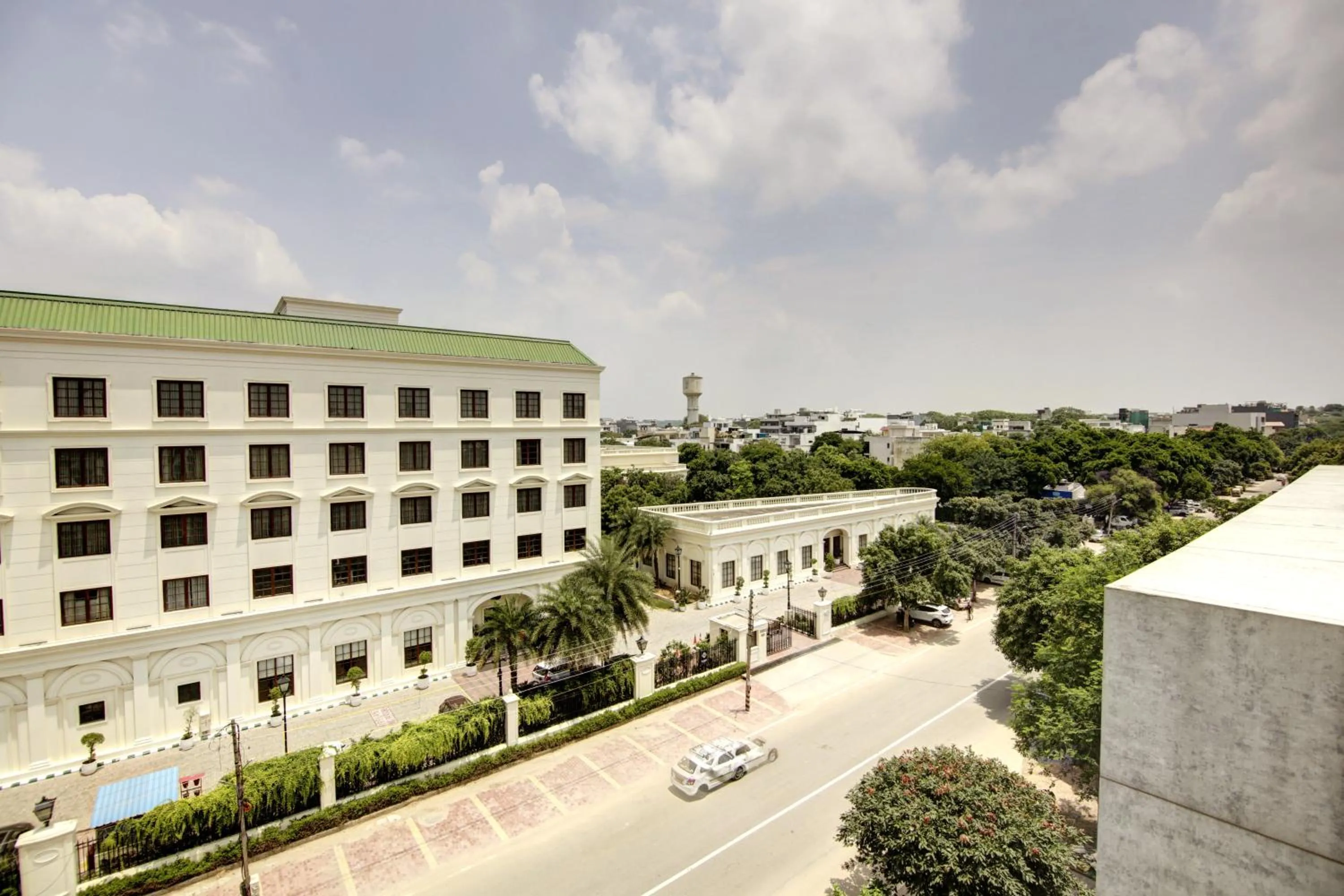 Day in Saltstayz Premier - Cyber Hub