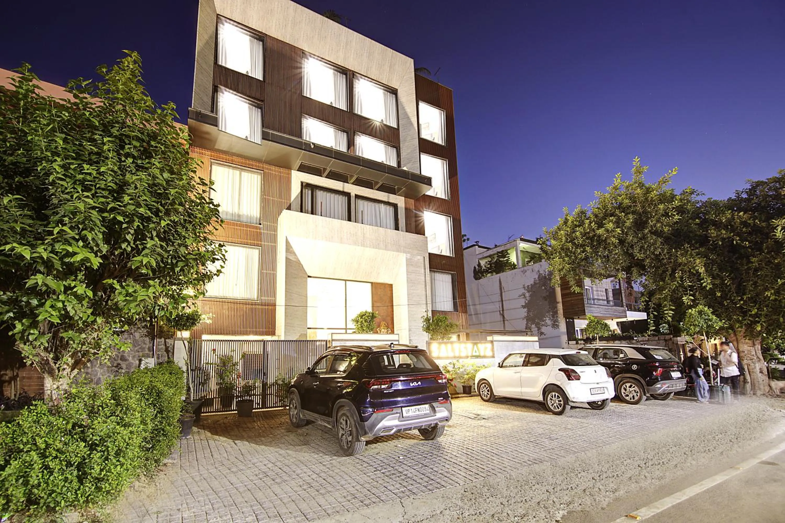 Property building in Saltstayz Premier - Cyber Hub