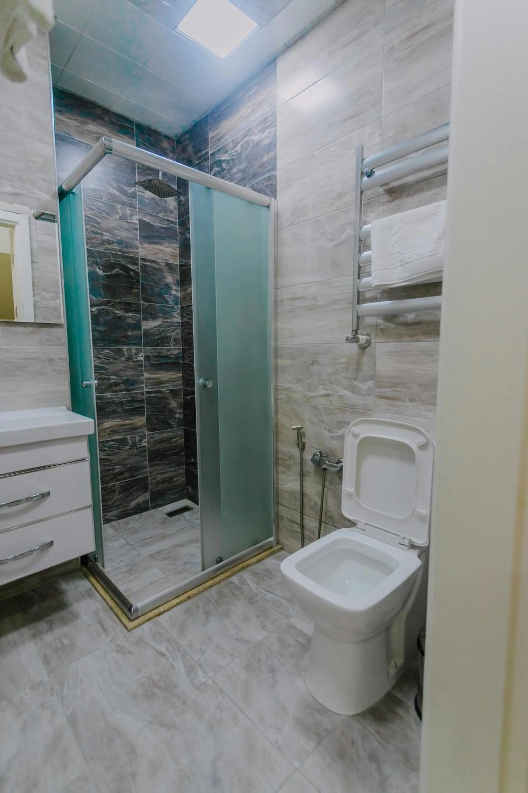 Shower in Madina-ZamZam Halal Hotels Group