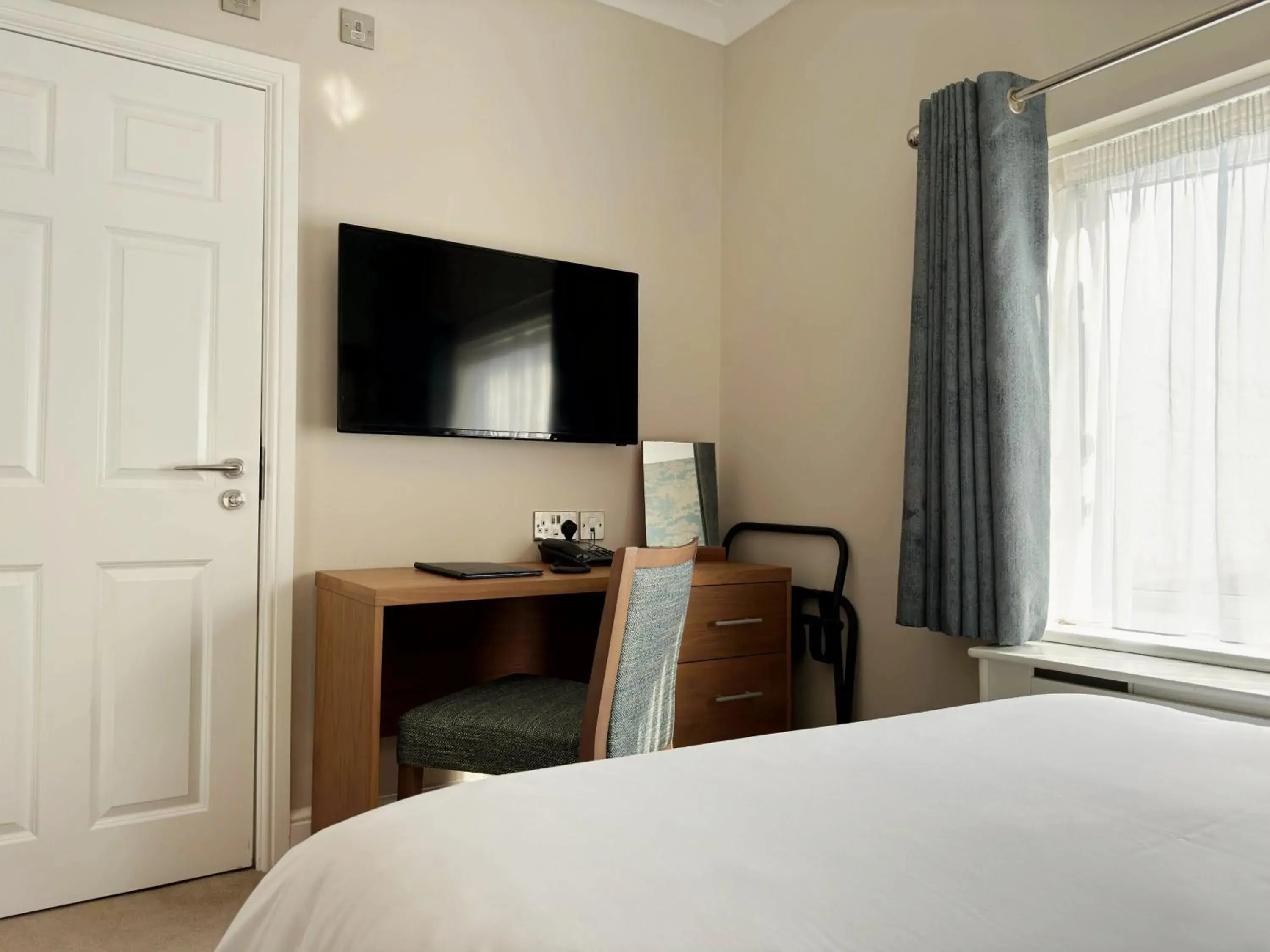 Bedroom, Bed in The Fig Tree Shanklin Bedroom, Bed in The Fig Tree Shanklin