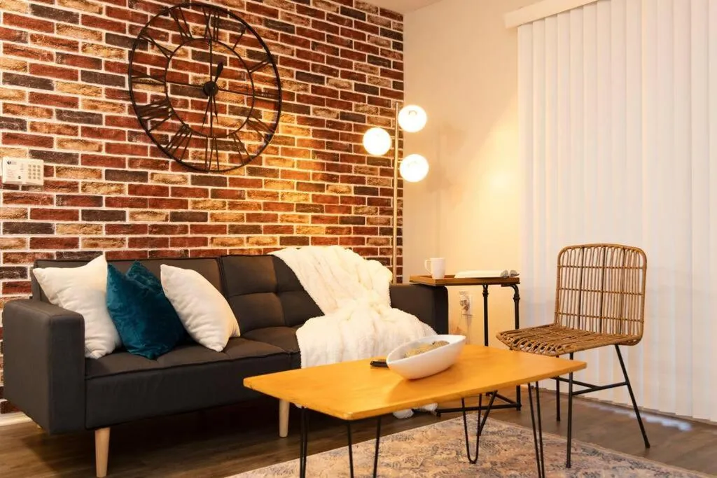One-Bedroom Apartment in Rustic Luxe Loft , A King Bed Hideout with Edge