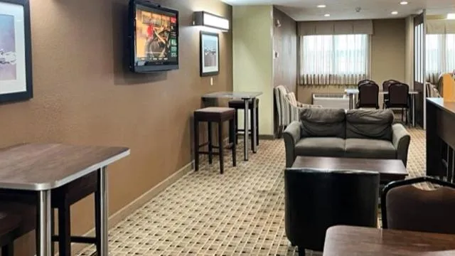 Lobby or reception in Studio 6 Suites Breaux Bridge, LA