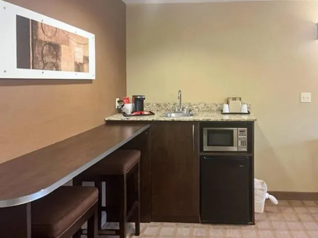 Guests in Studio 6 Suites Breaux Bridge, LA