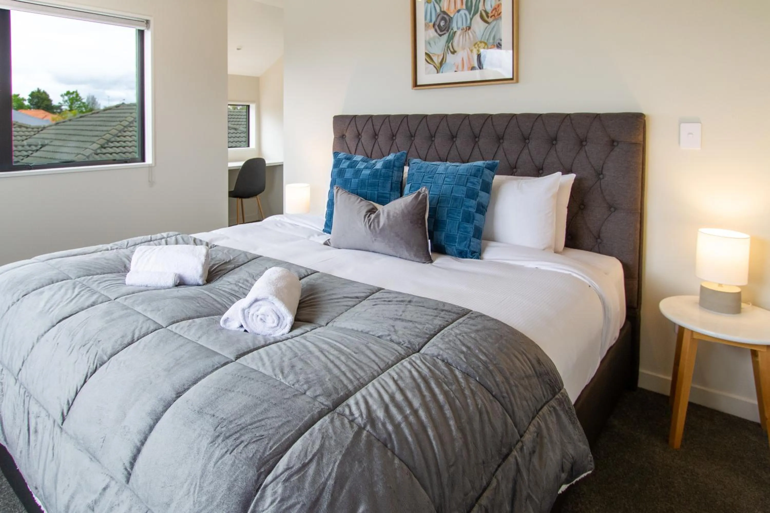 Bed in 3 Bed 2.5 Bath Riccarton W/Games room