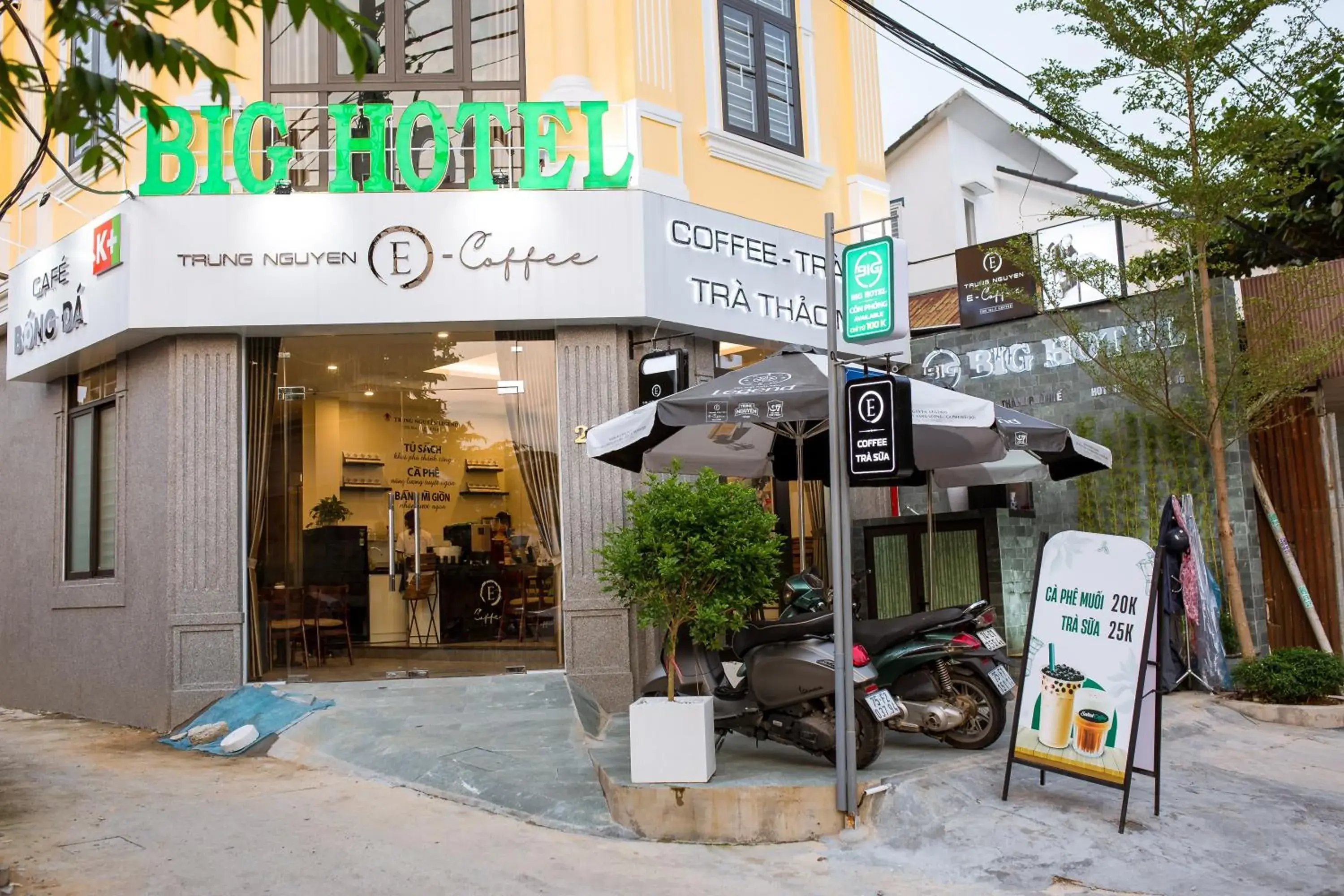 Property building in BIG Hotel Huế Property building in BIG Hotel Huế