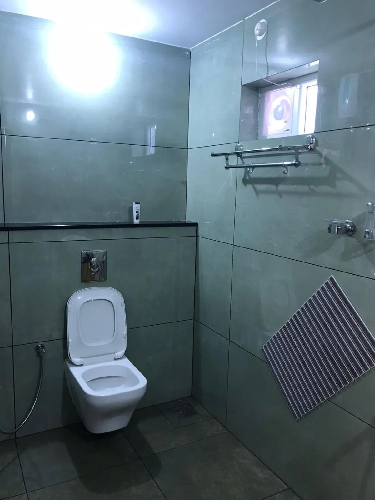 Shower in Kalloos Island Backwater Resort