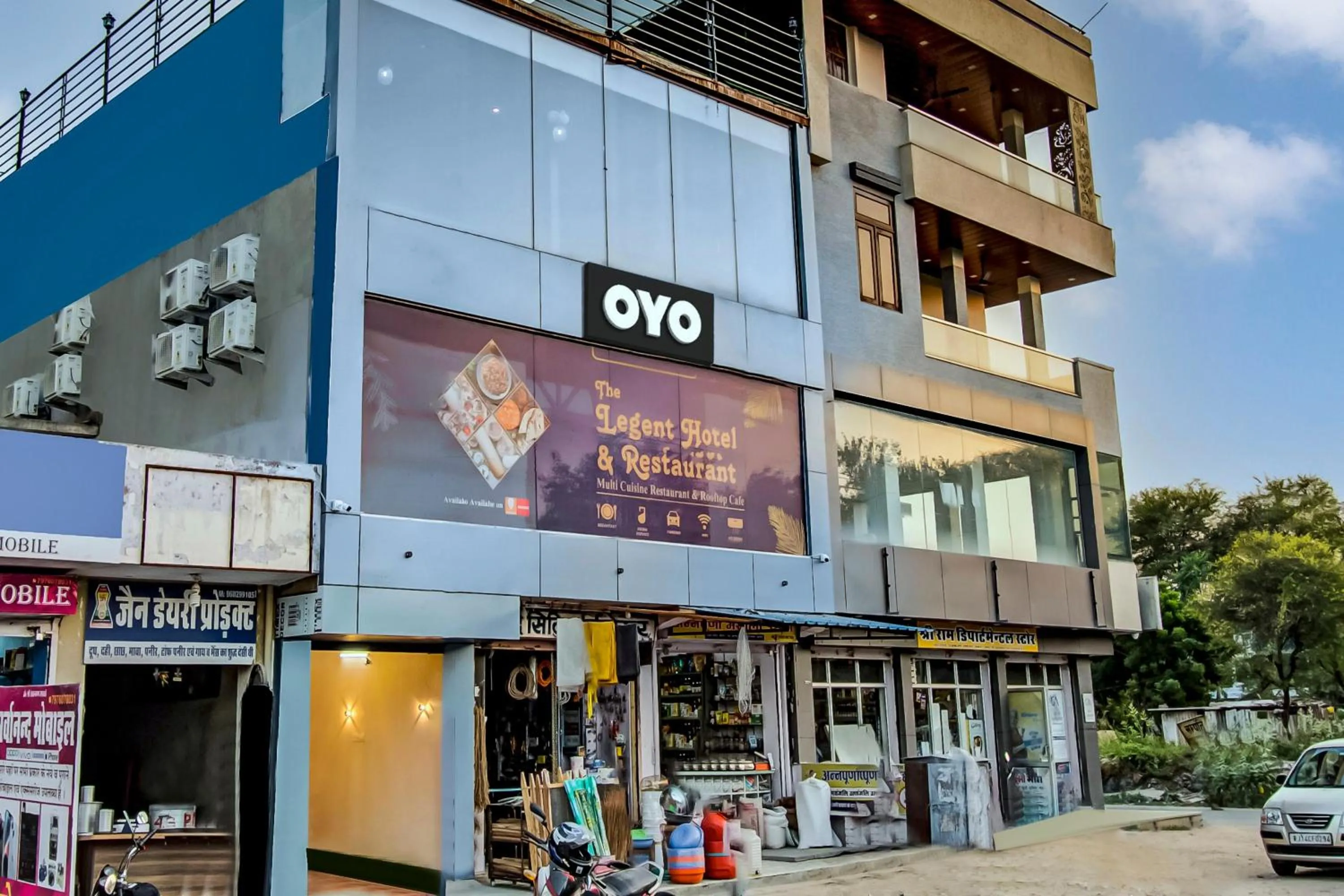 Facade/entrance in Hotel O The Legent Hotel