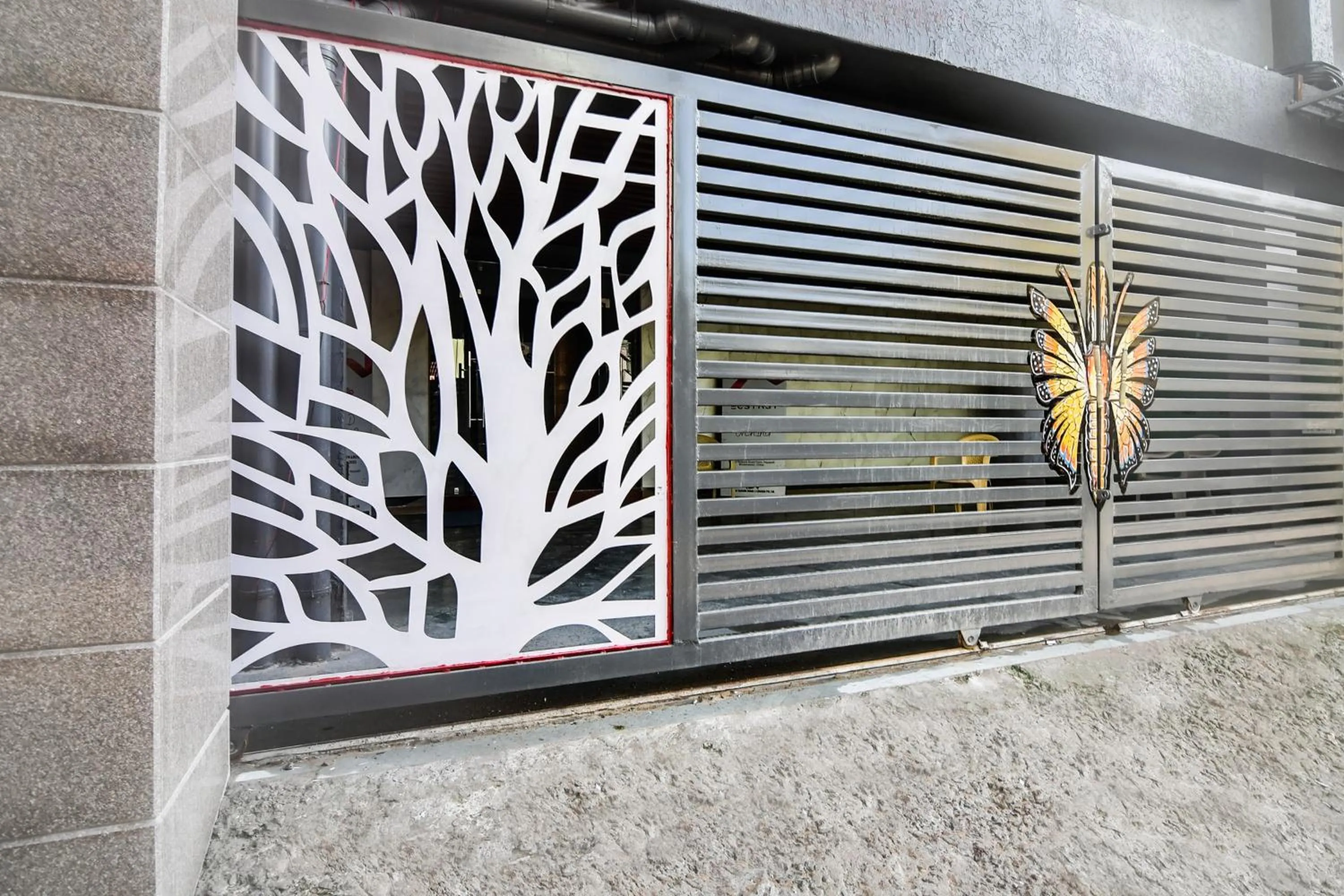 Facade/entrance in Townhouse Oak Ecstasy