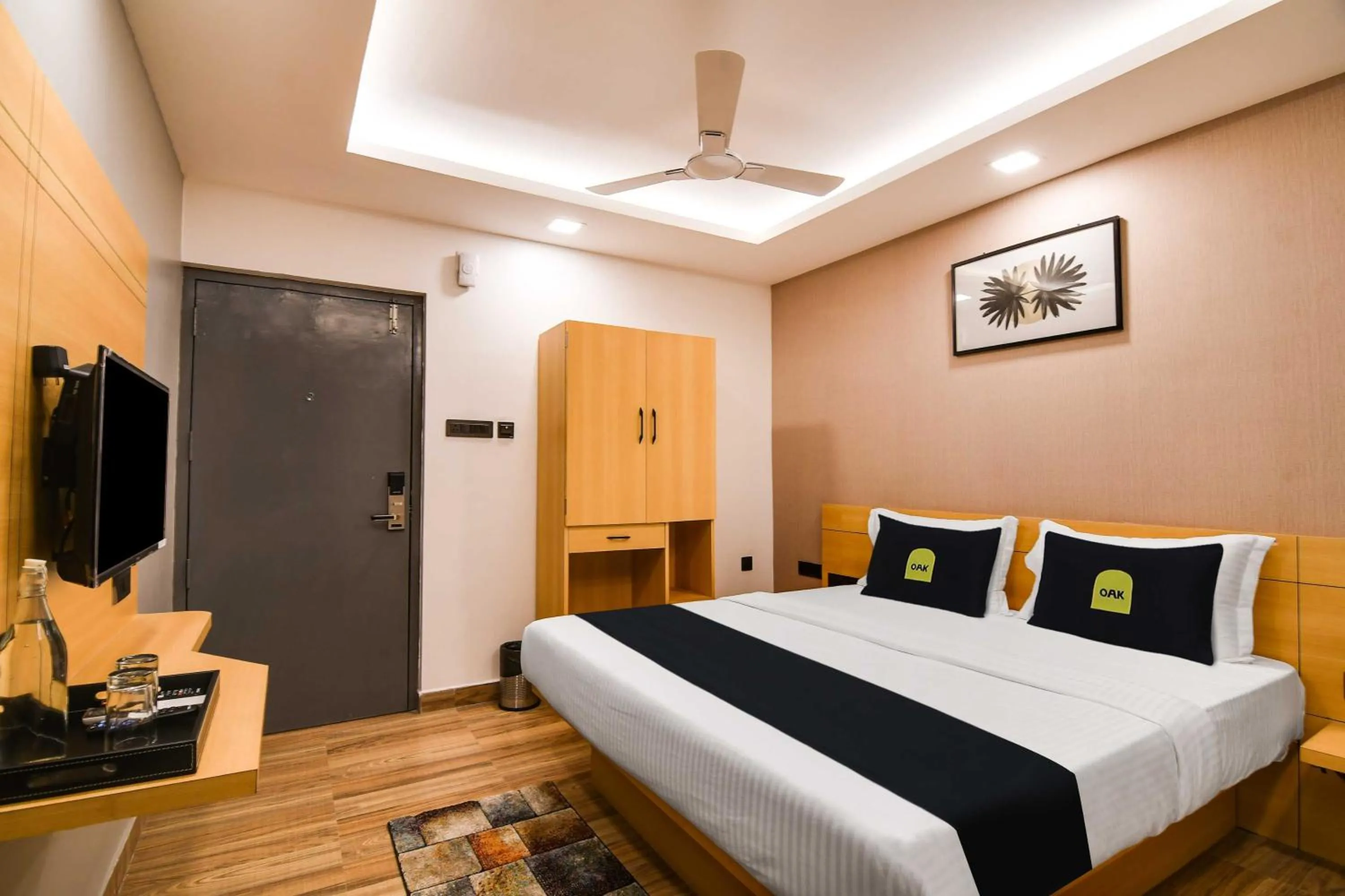 Bedroom, Bed in Townhouse Oak Ecstasy